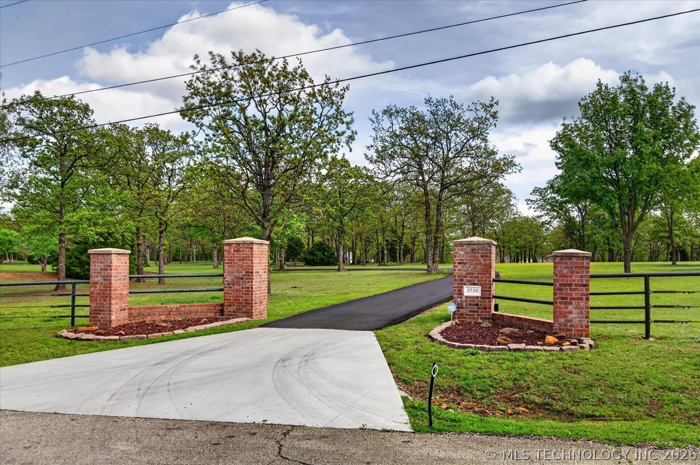 3710 E Mountain Road Bartlesville OK 74003