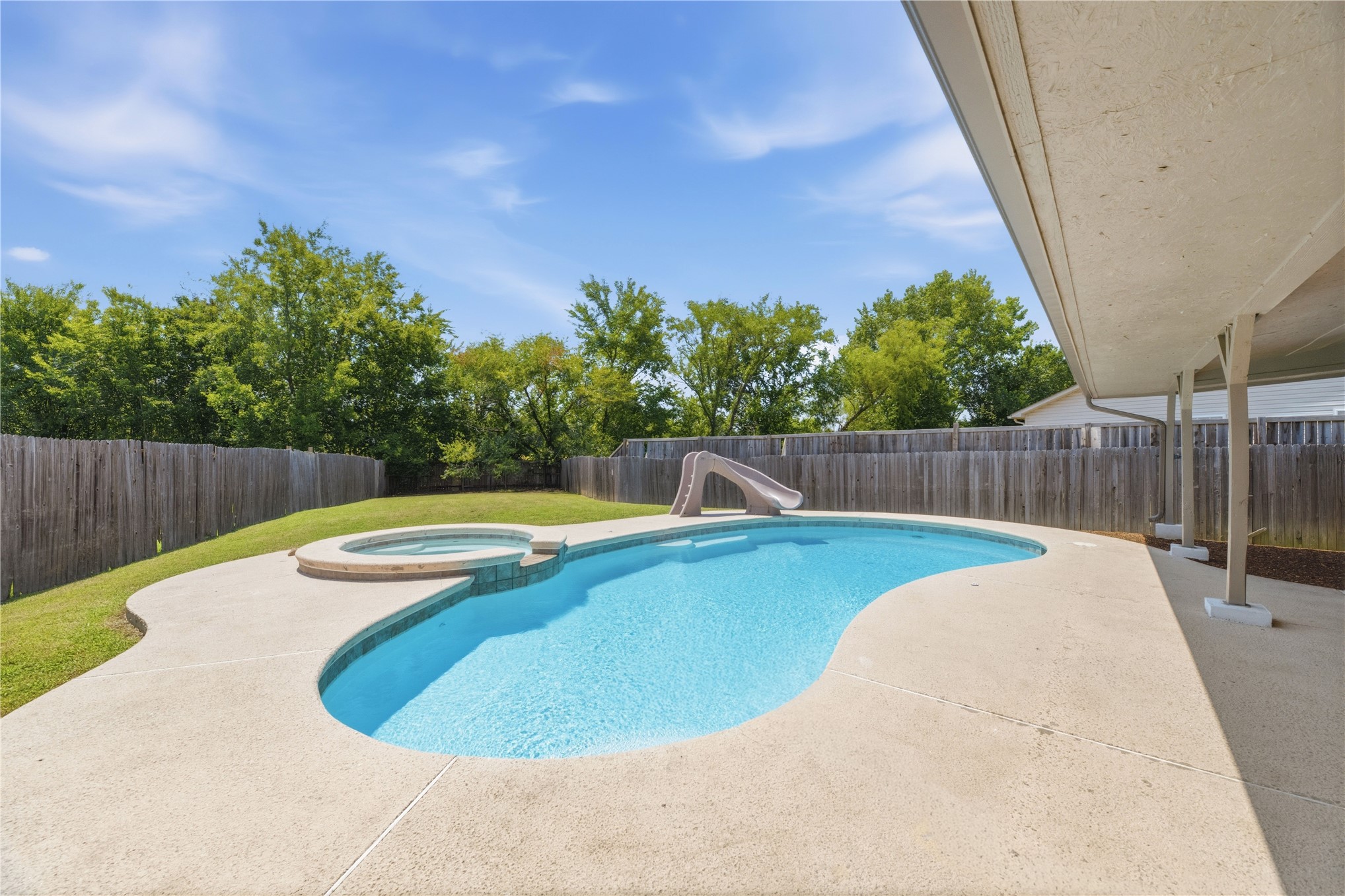 218 W Fairlane Drive Sapulpa OK 74066