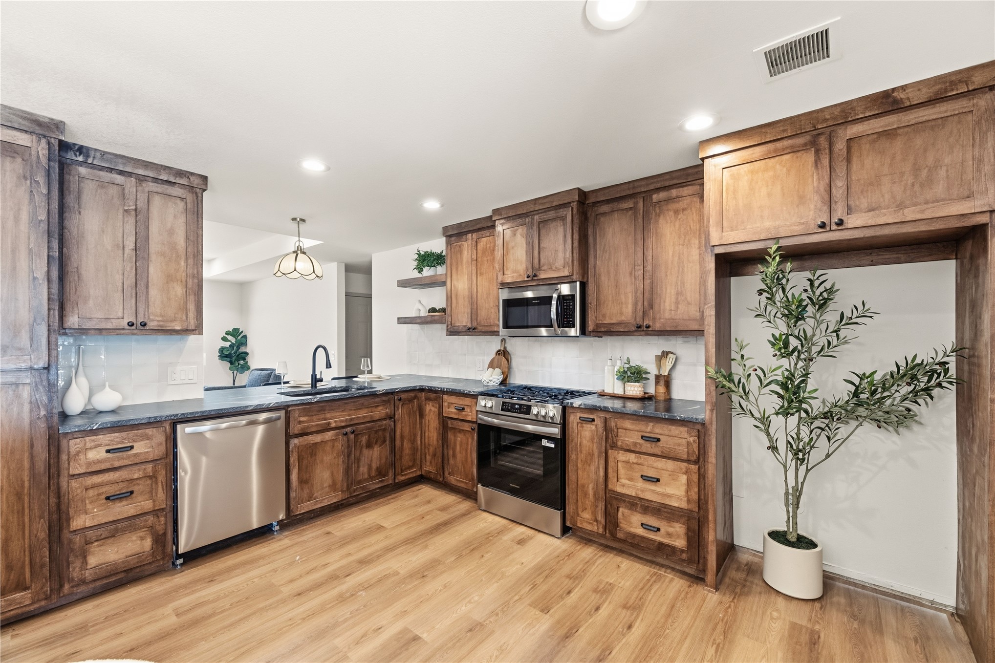 218 W Fairlane Drive Sapulpa OK 74066