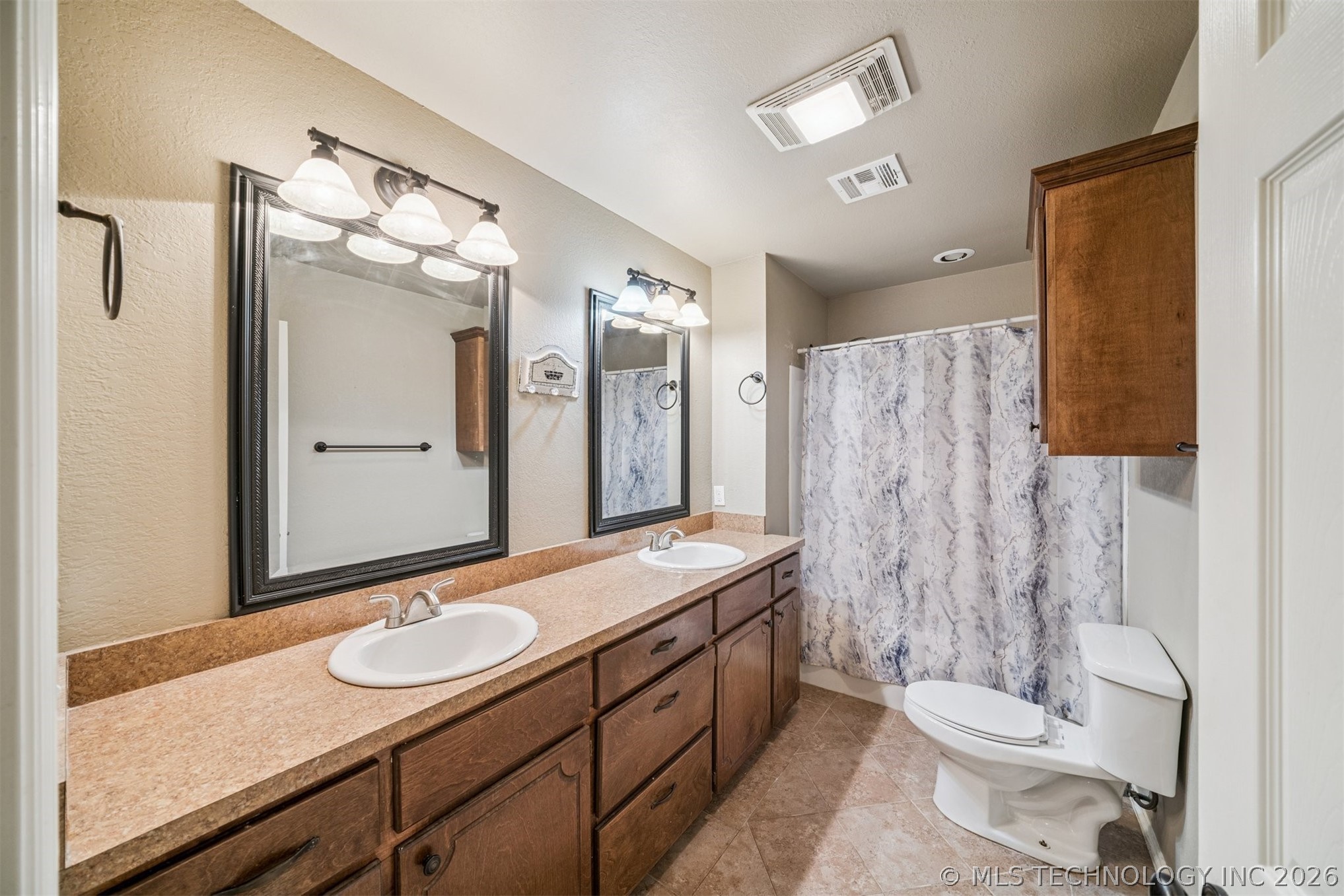 535 S Chickasaw Avenue Claremore OK 74017
