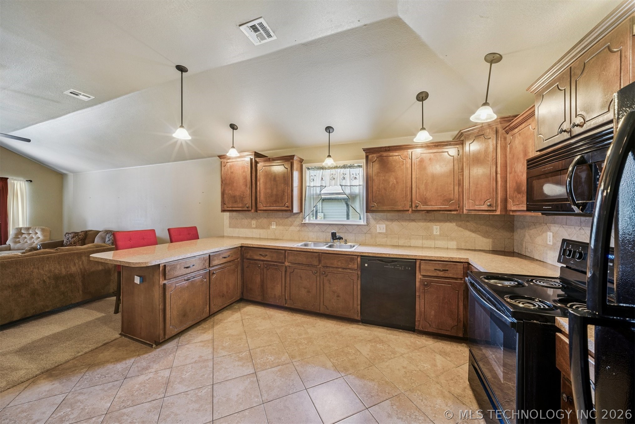 535 S Chickasaw Avenue Claremore OK 74017