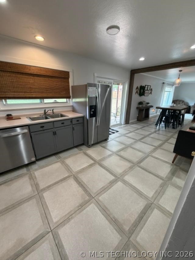 500 Diamond Holdenville OK 74848