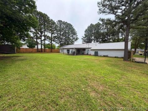500 Diamond Holdenville OK 74848