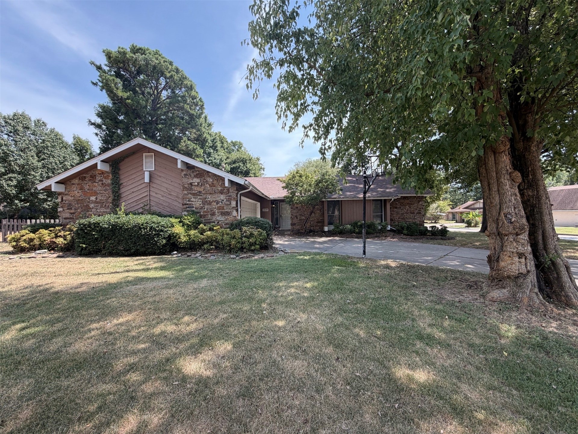 1409 S Walnut Avenue Broken Arrow OK 74012
