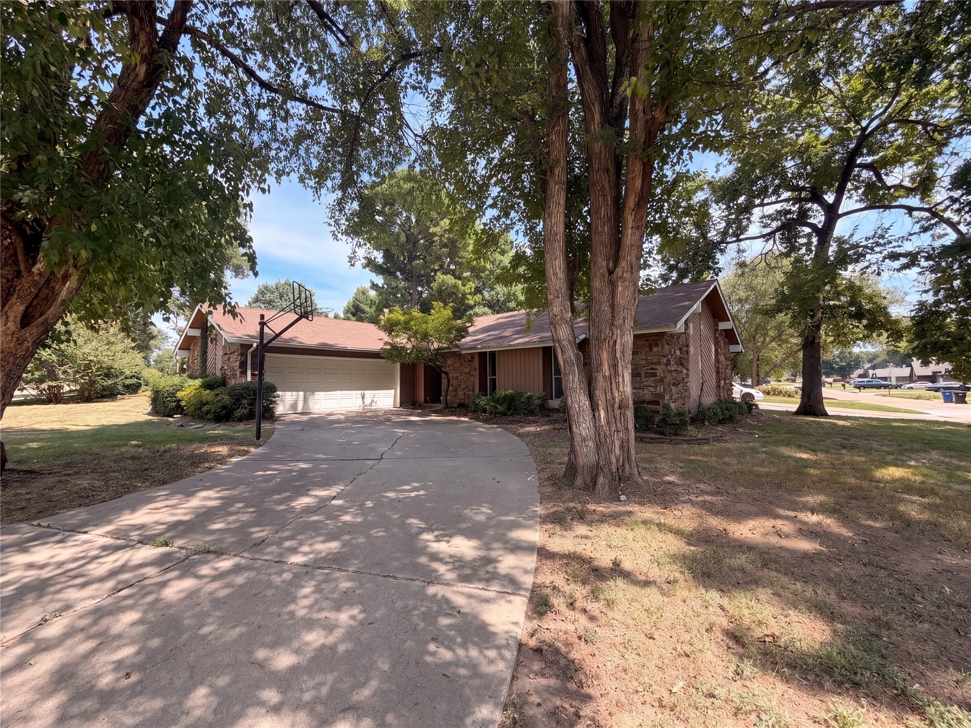 1409 S Walnut Avenue Broken Arrow OK 74012