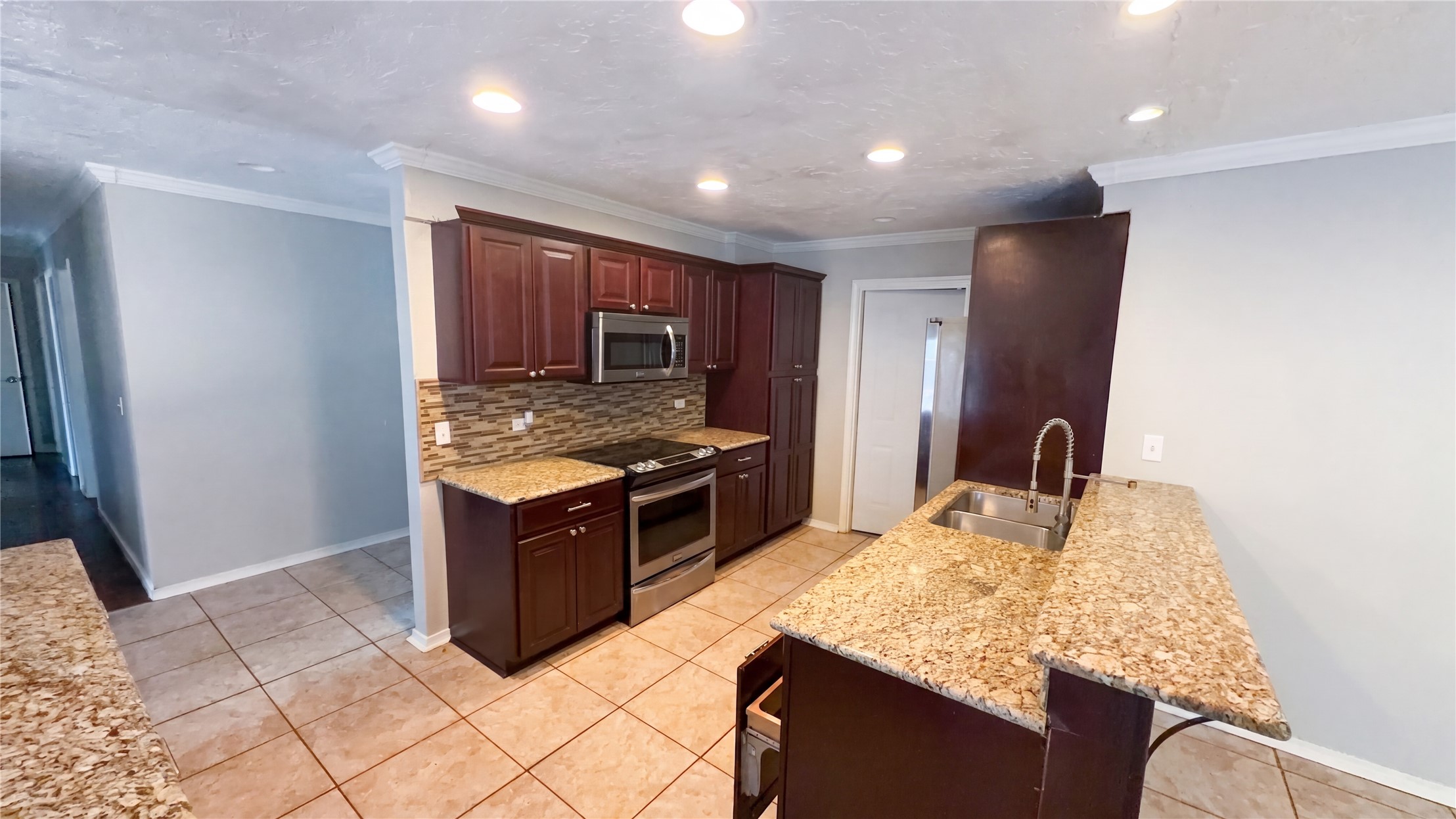 1409 S Walnut Avenue Broken Arrow OK 74012