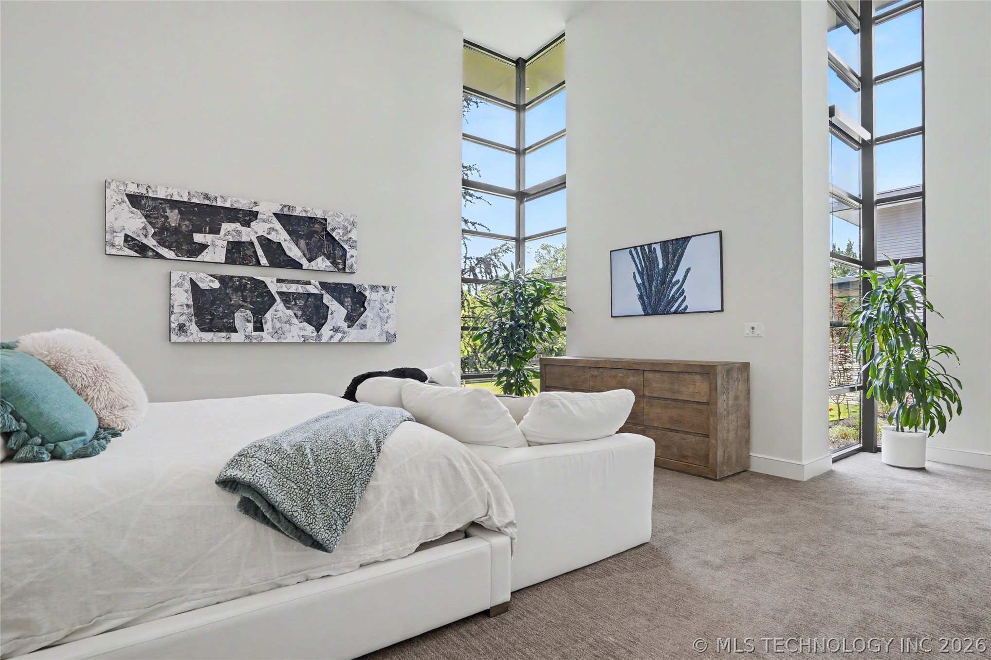4303 S Lewis Avenue Tulsa OK 74105
