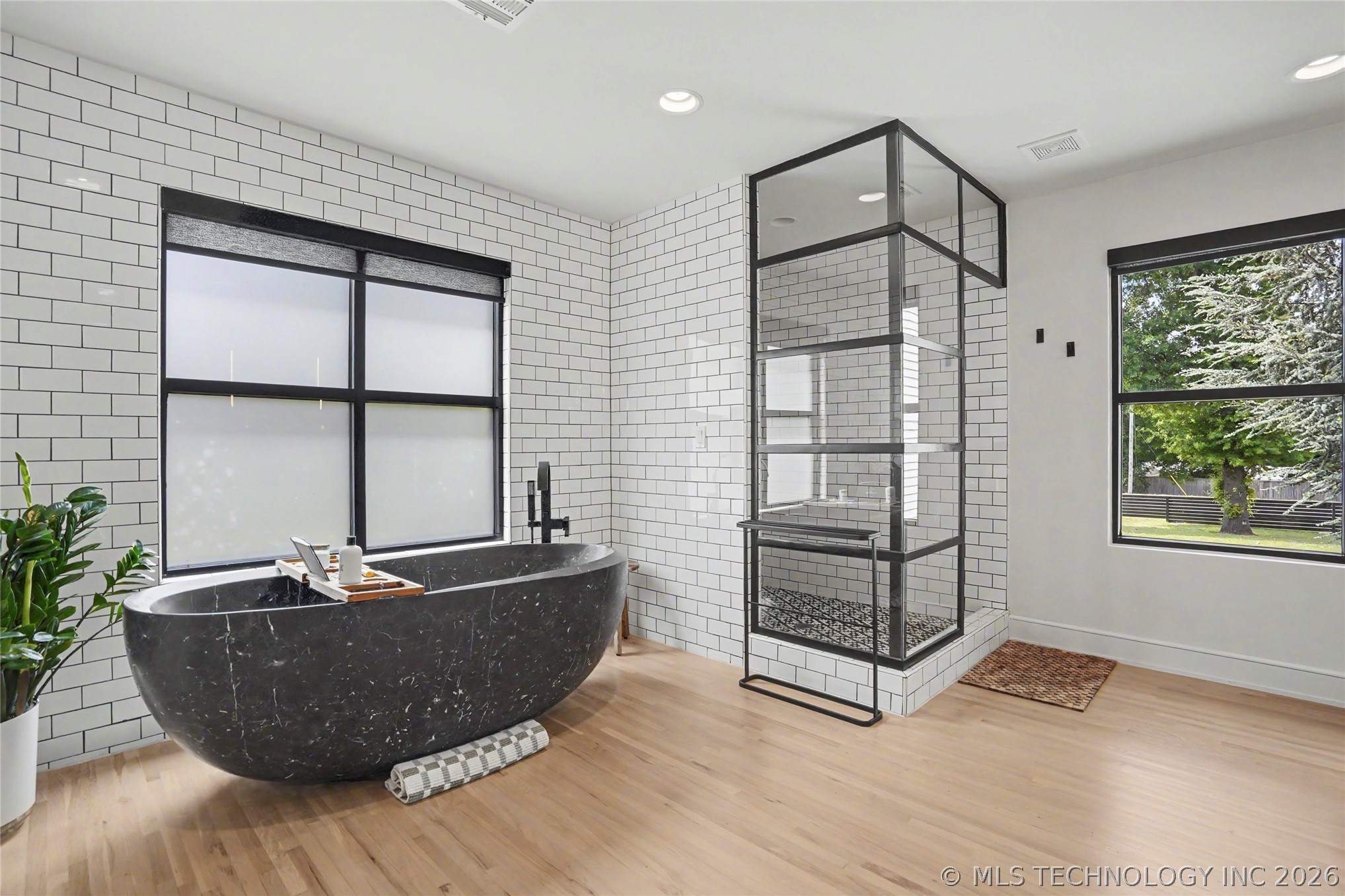 4303 S Lewis Avenue Tulsa OK 74105