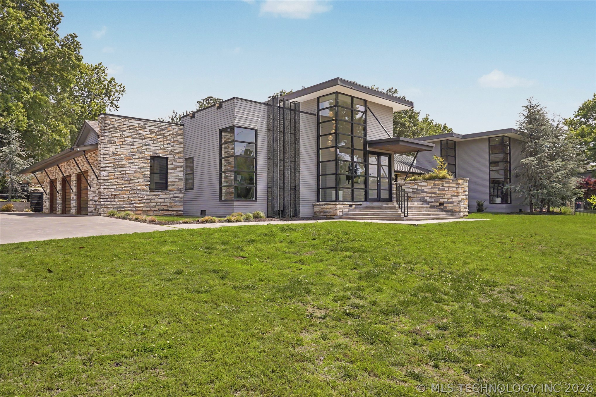 4303 S Lewis Avenue Tulsa OK 74105
