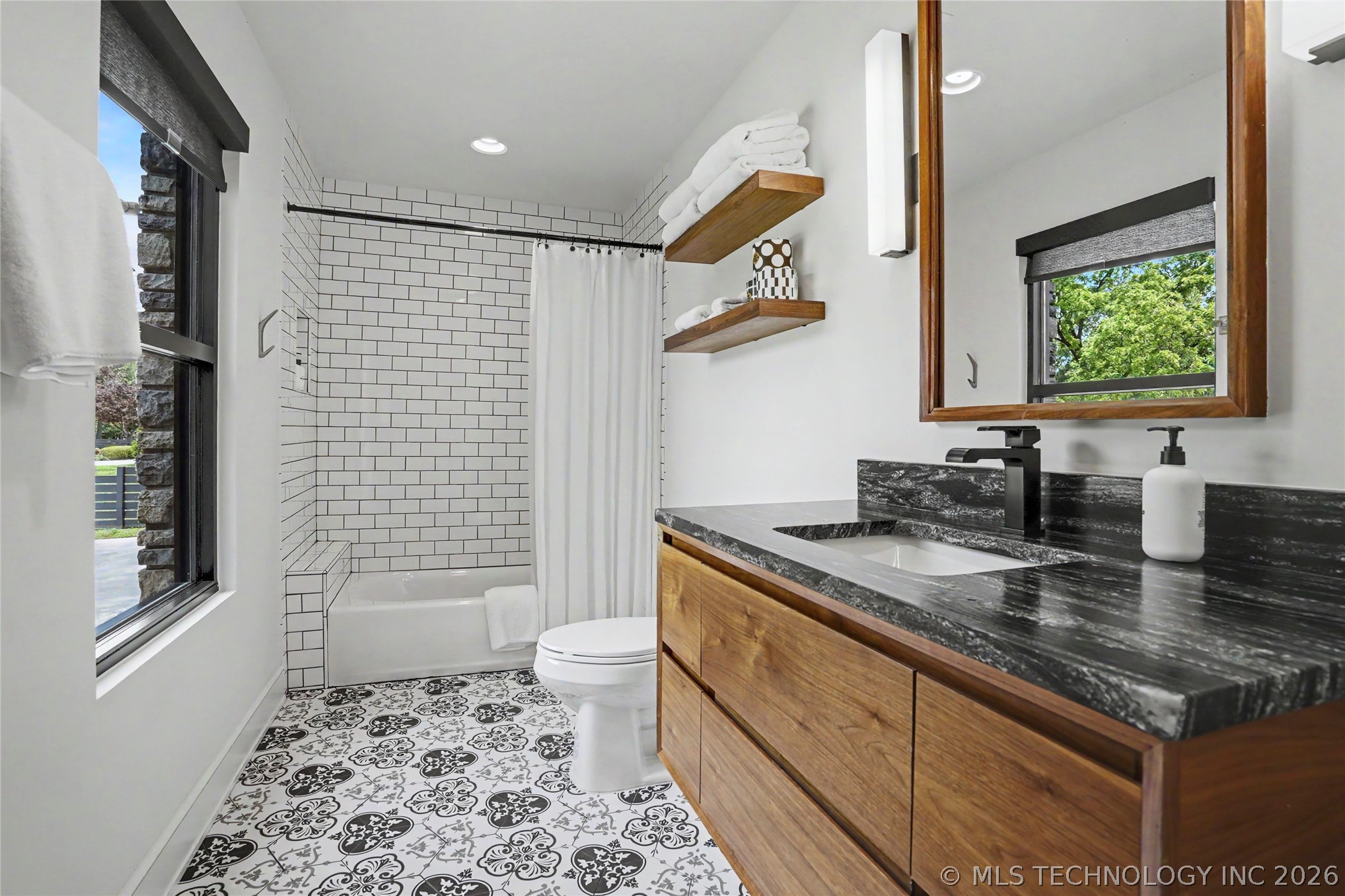 4303 S Lewis Avenue Tulsa OK 74105