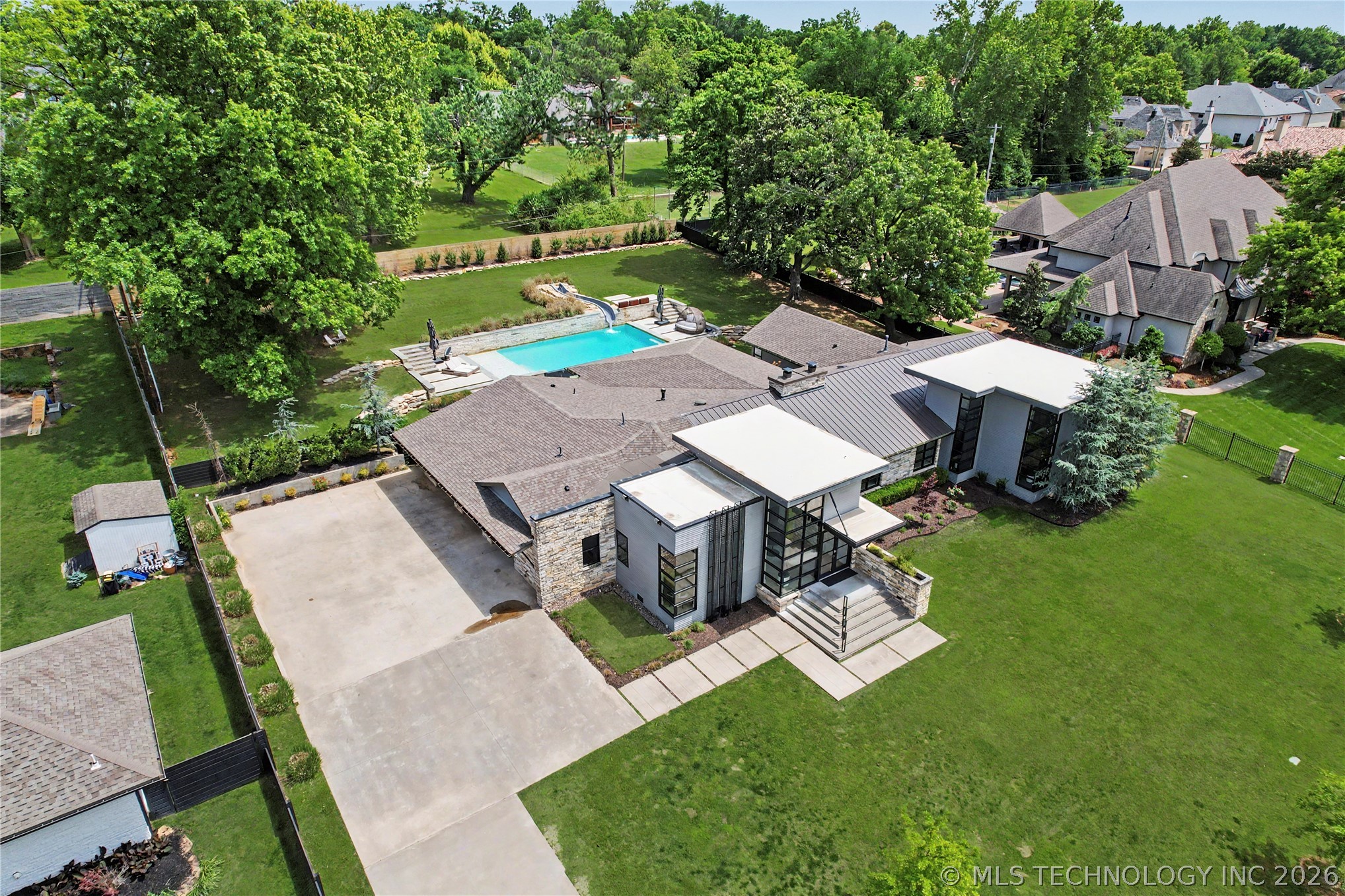 4303 S Lewis Avenue Tulsa OK 74105