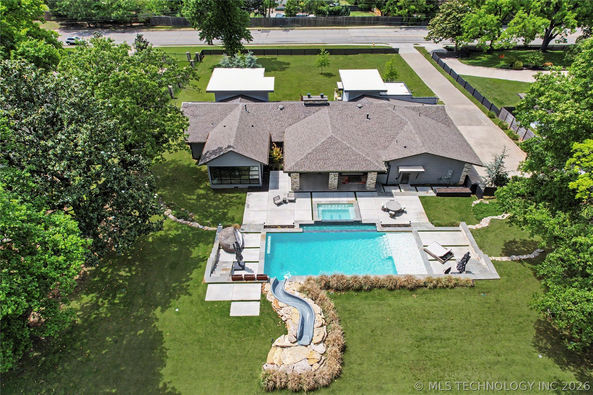 4303 S Lewis Avenue Tulsa OK 74105
