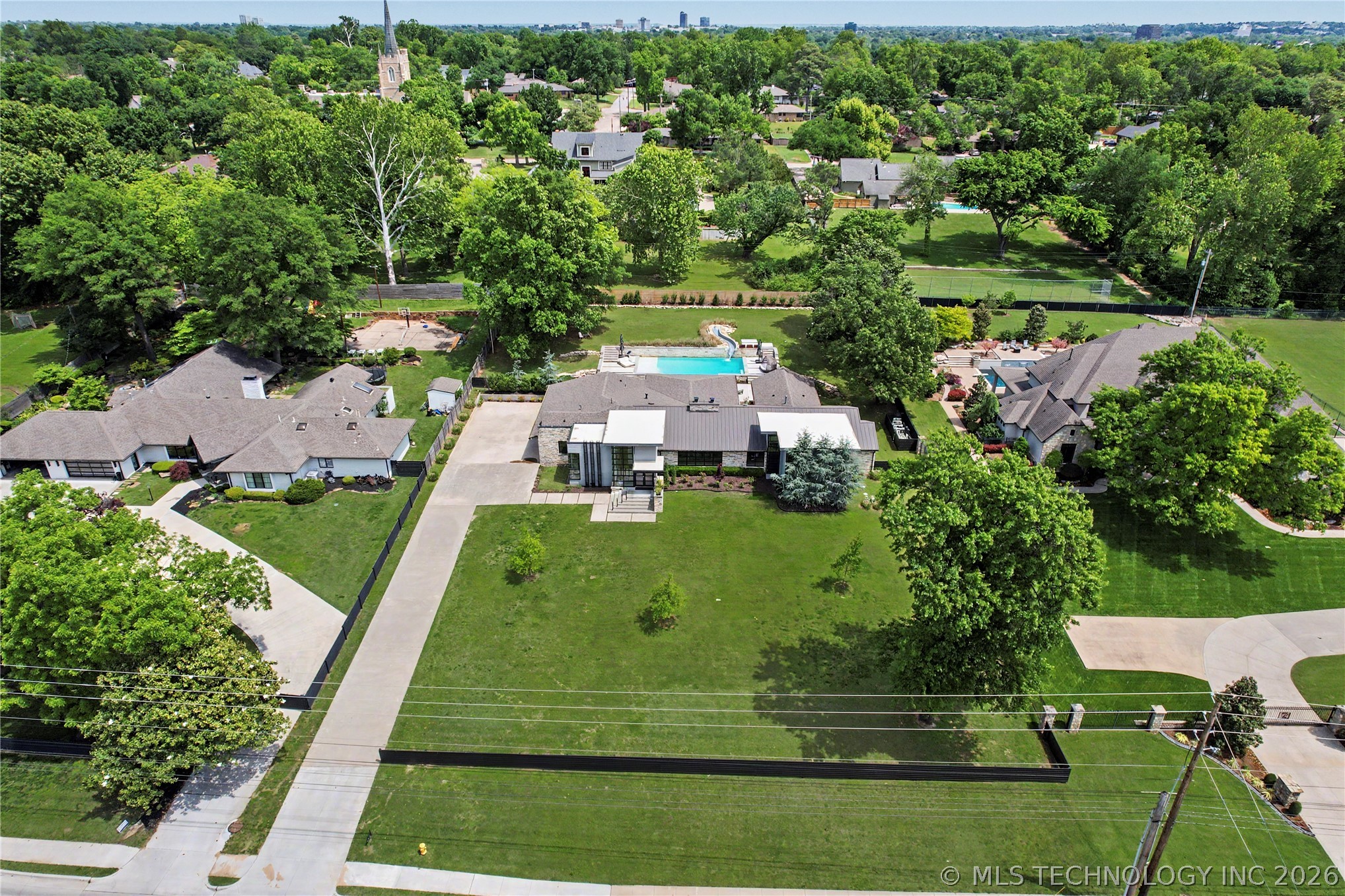 4303 S Lewis Avenue Tulsa OK 74105