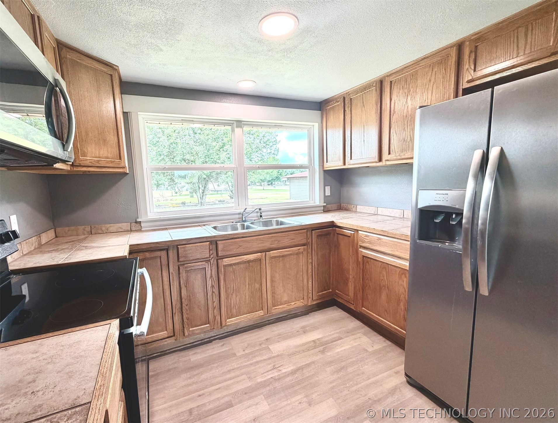 111 Amber Davis OK 73030