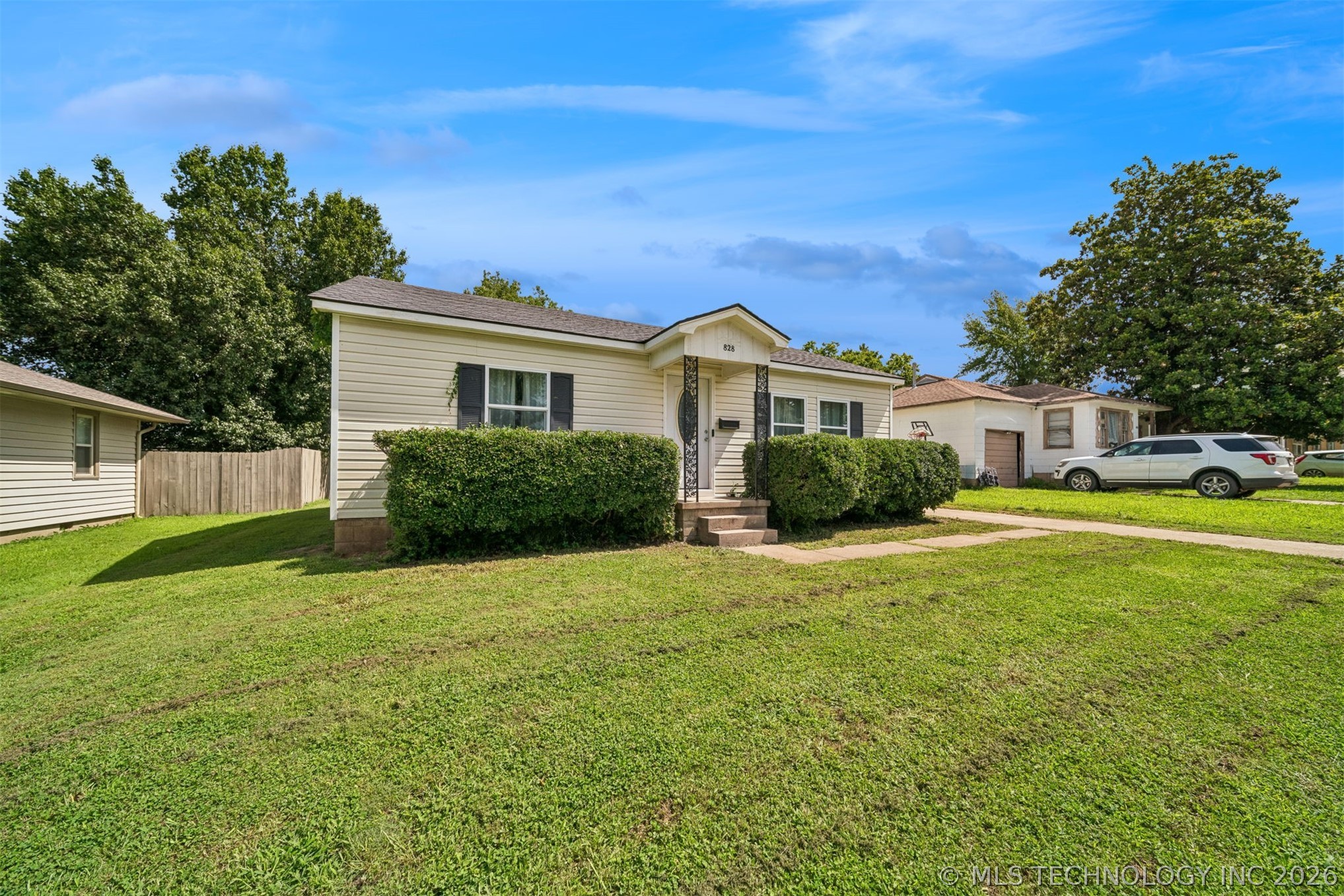 828 E 5th Street Cushing OK 74023