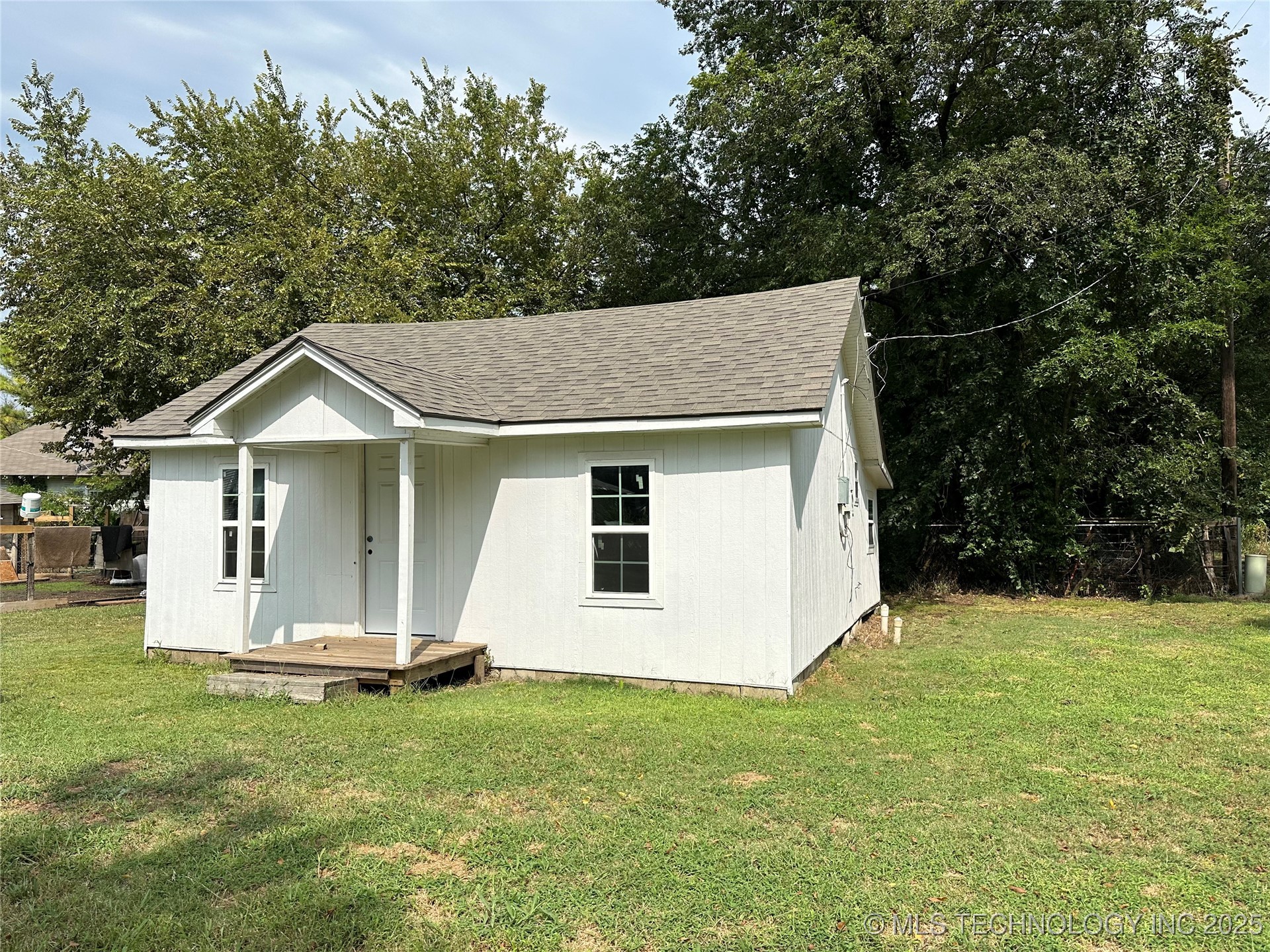 729 W 13th Ada OK 74820