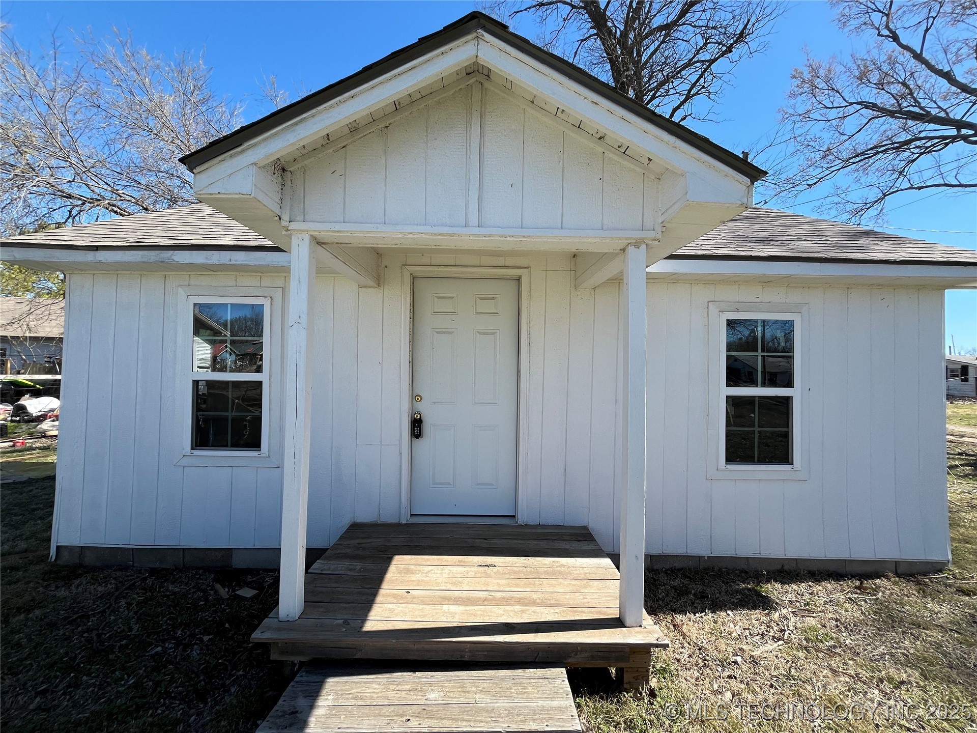 729 W 13th Ada OK 74820