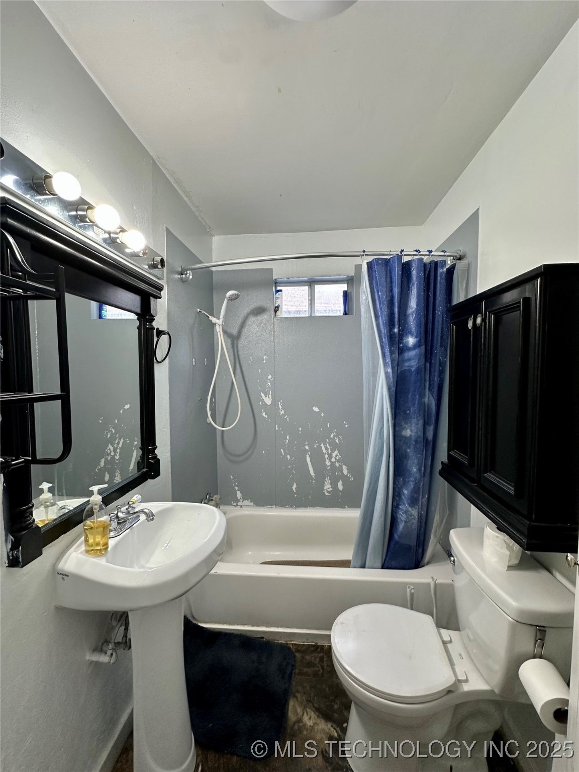 729 W 13th Ada OK 74820