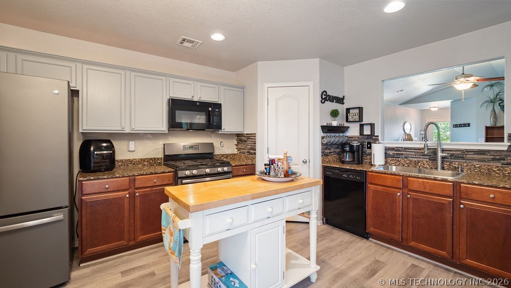 11420 E 110th Street N Owasso OK 74055