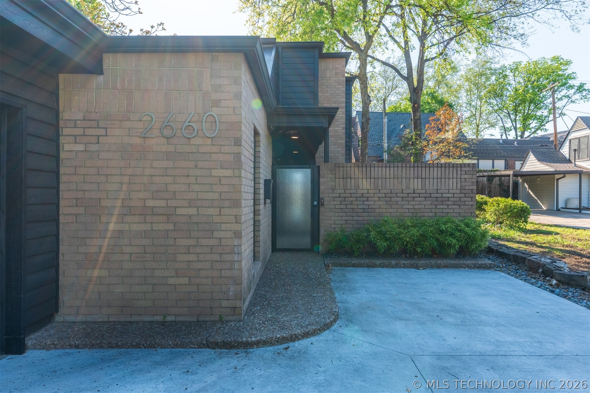 2660 S Utica Avenue Tulsa OK 74114