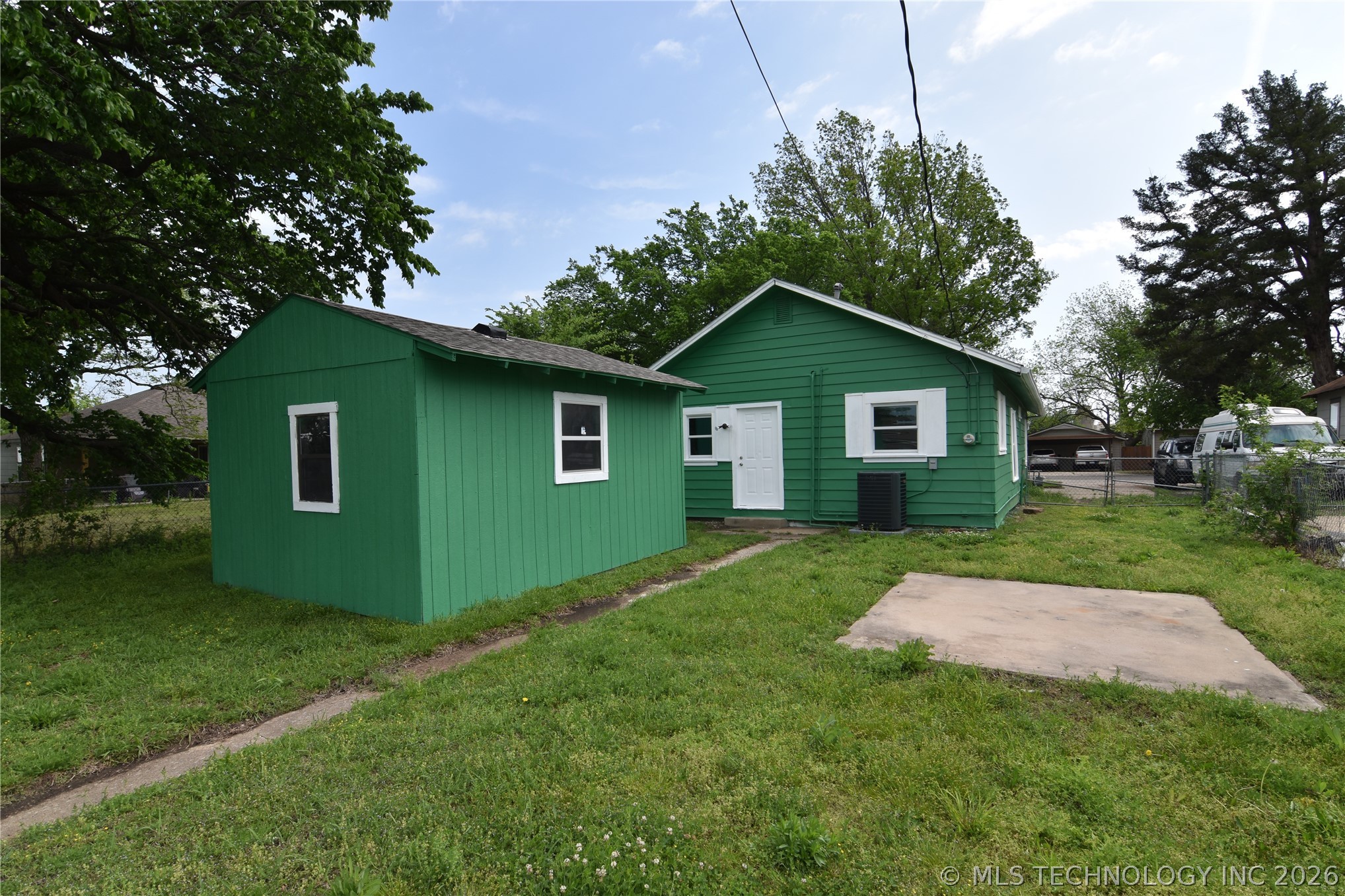 813 S Elm Avenue Bartlesville OK 74003