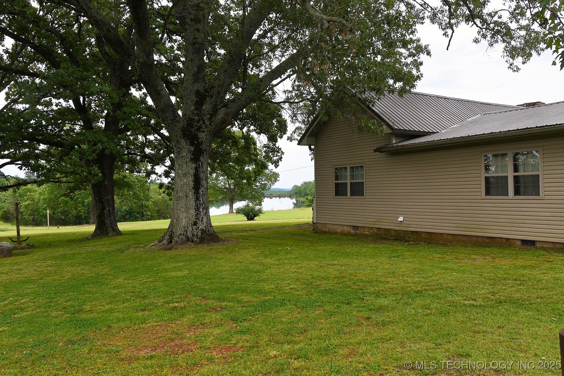 473763 E 993 Road Muldrow OK 74948