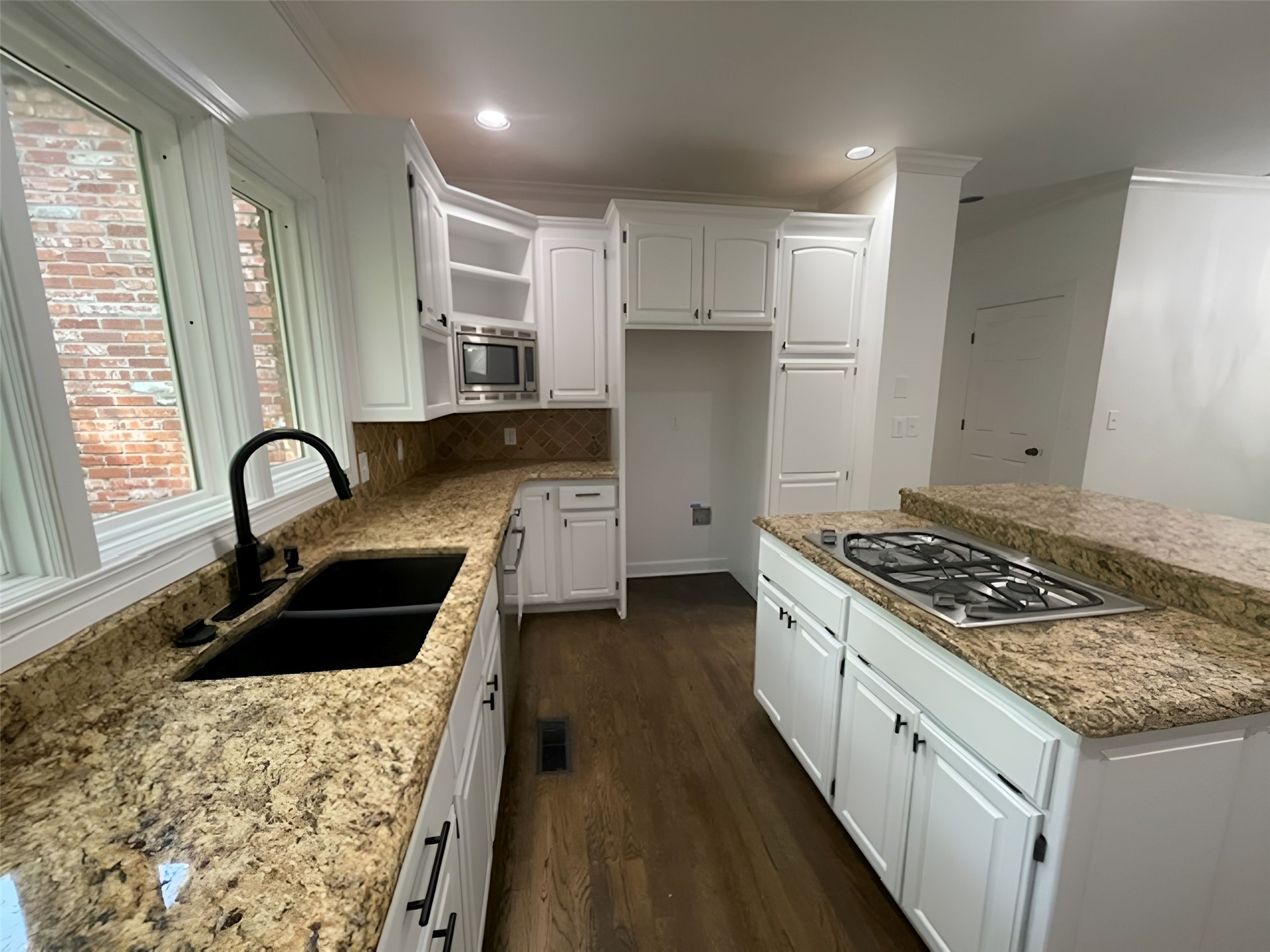 3813 E 99th Place Tulsa OK 74137