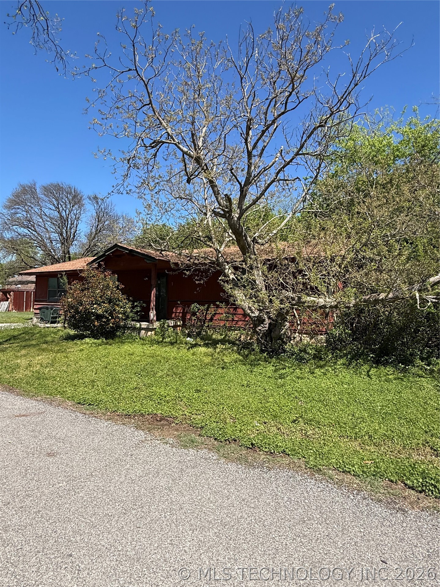 1301 W 8th Sulphur OK 73086
