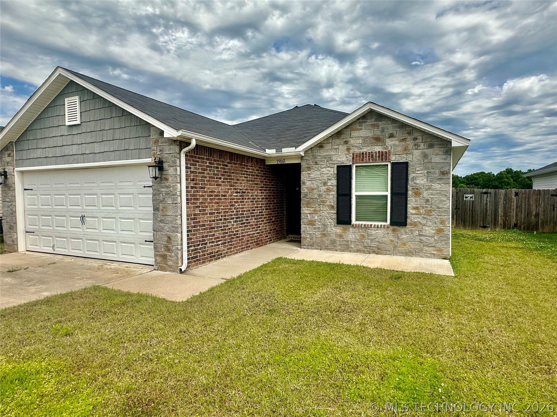 15061 S 284th Eastavenue Coweta OK 74429