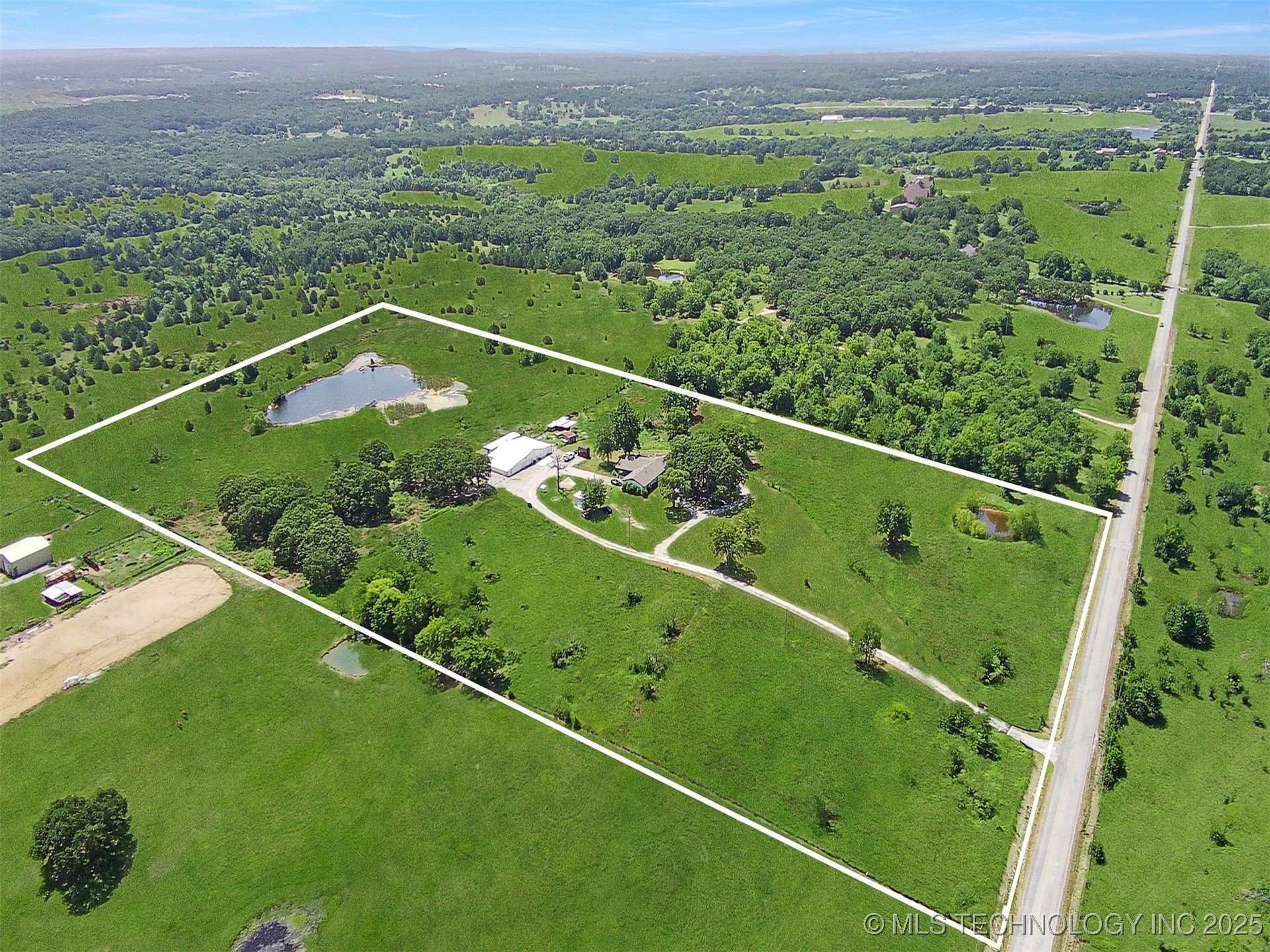 1348 Gene Autry Road Ardmore OK 73401