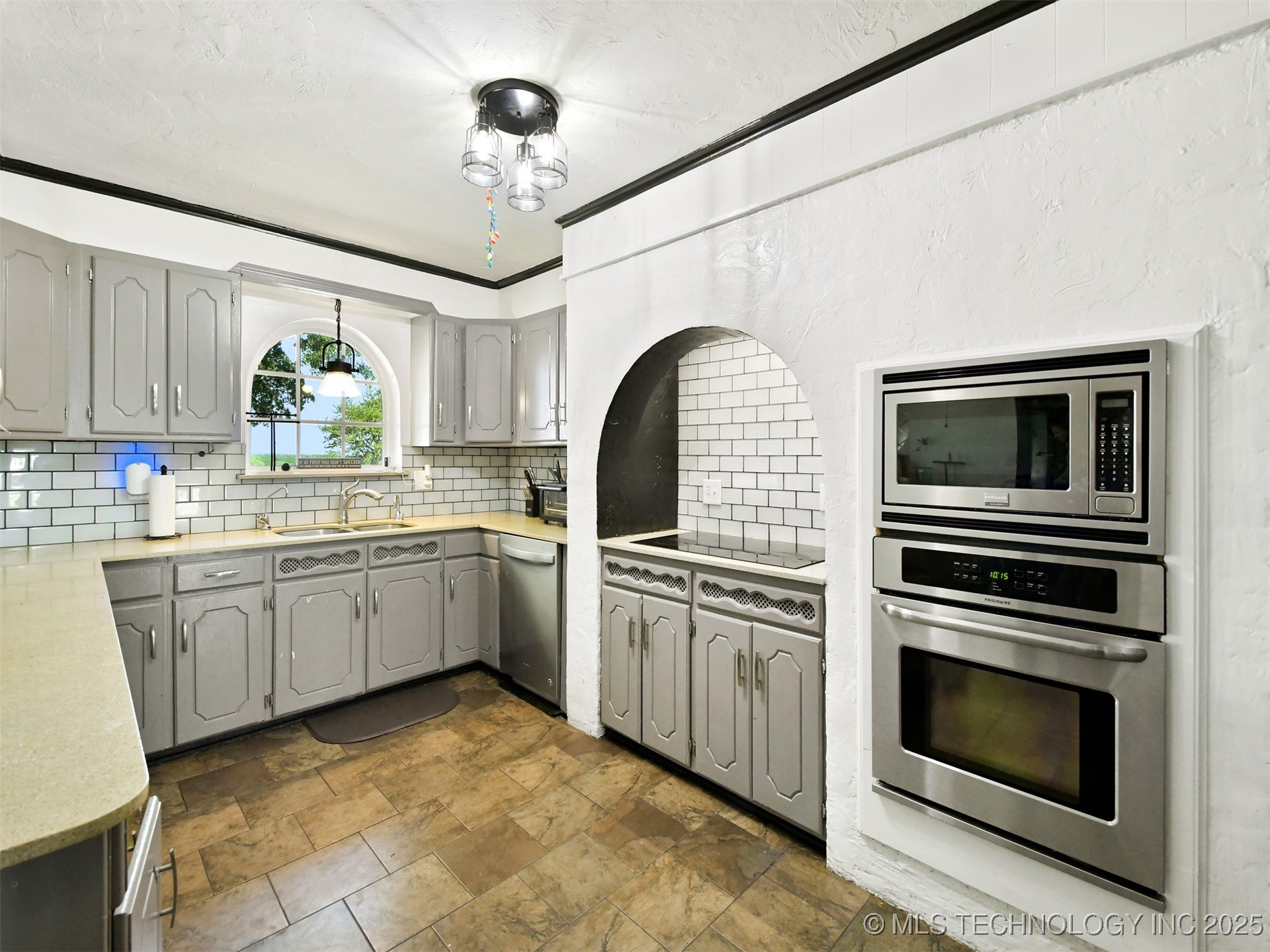 1348 Gene Autry Road Ardmore OK 73401