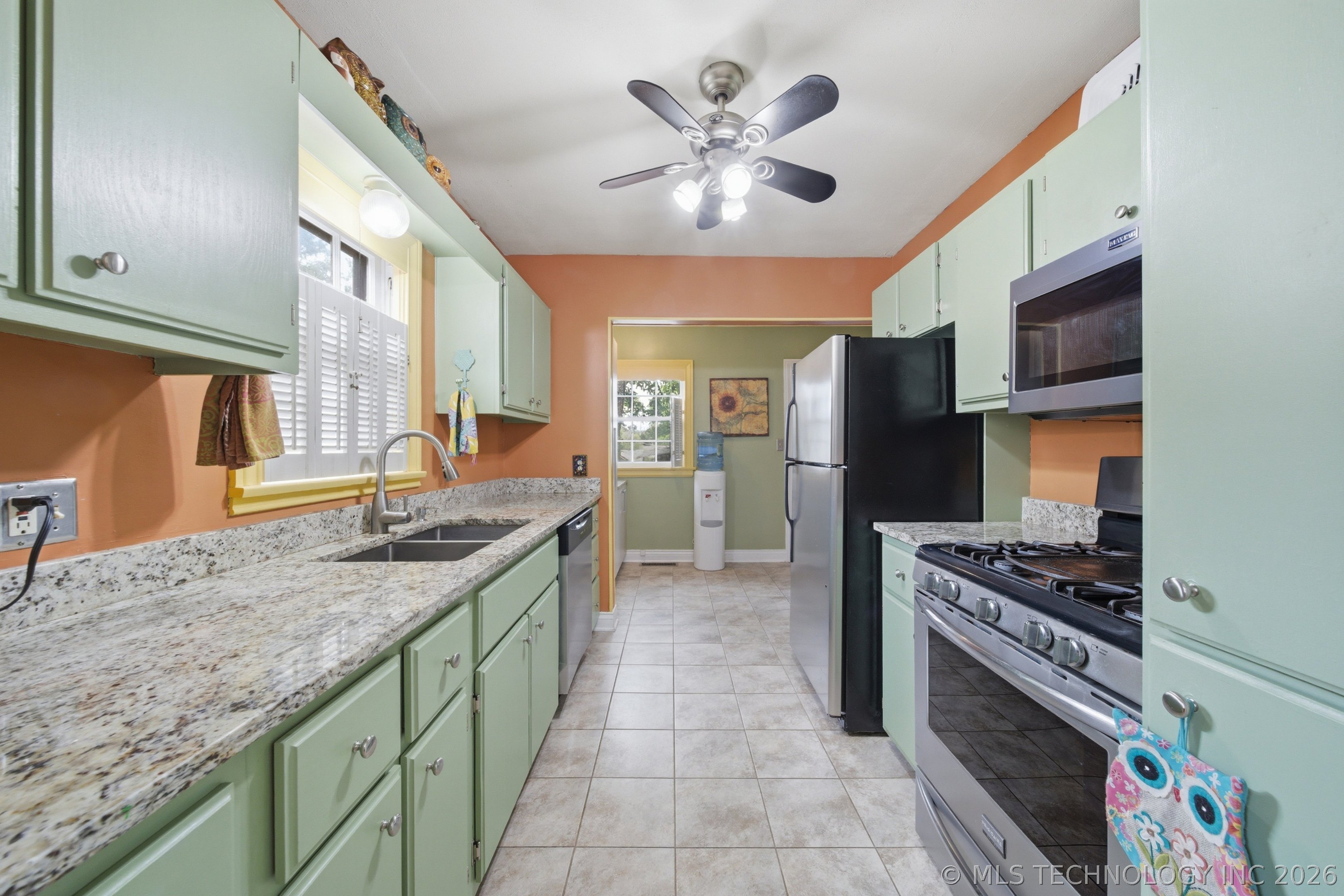 1915 S Yorktown Avenue Tulsa OK 74104