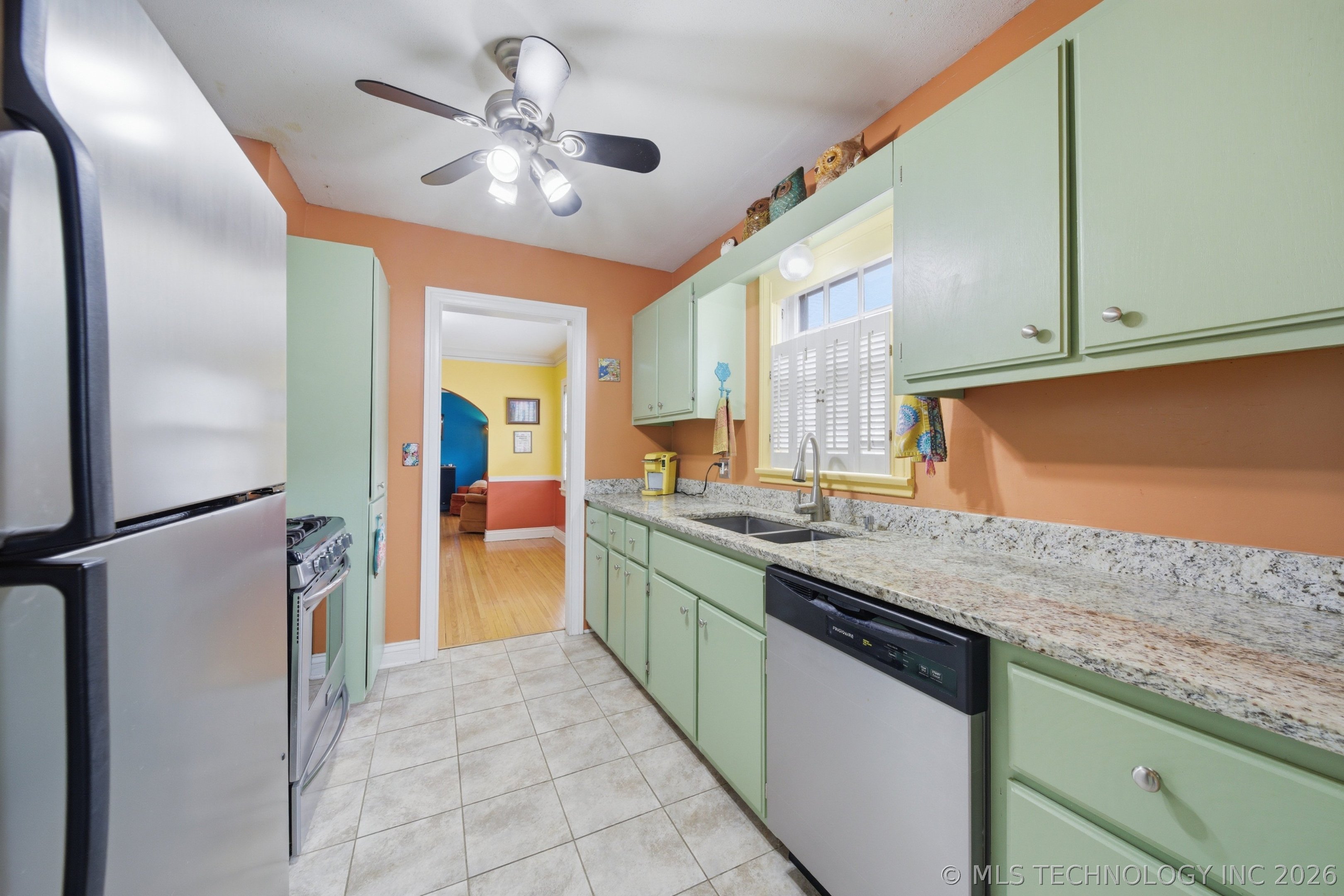 1915 S Yorktown Avenue Tulsa OK 74104