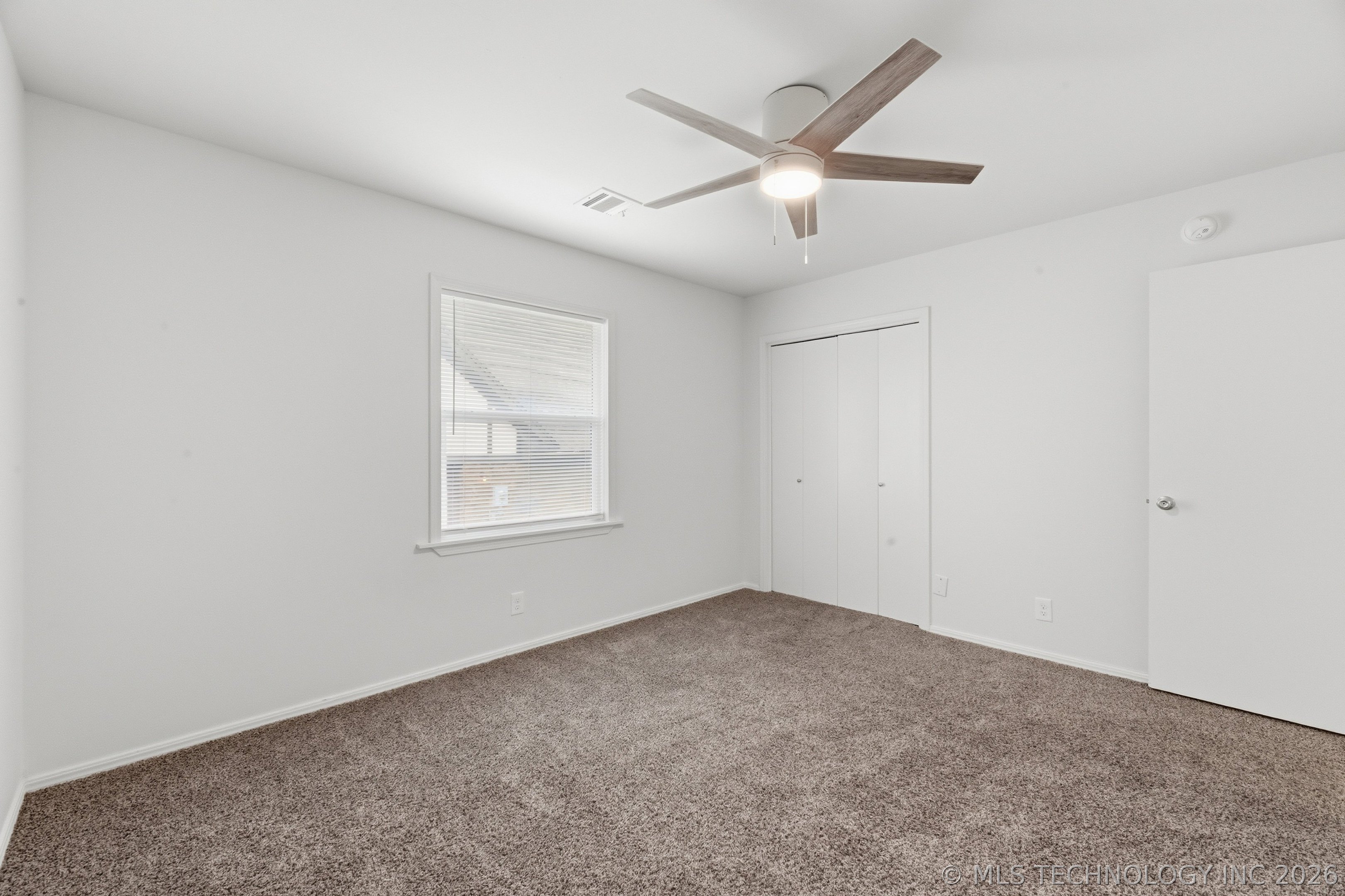 1906 Rolling Hills Drive Bartlesville OK 74006