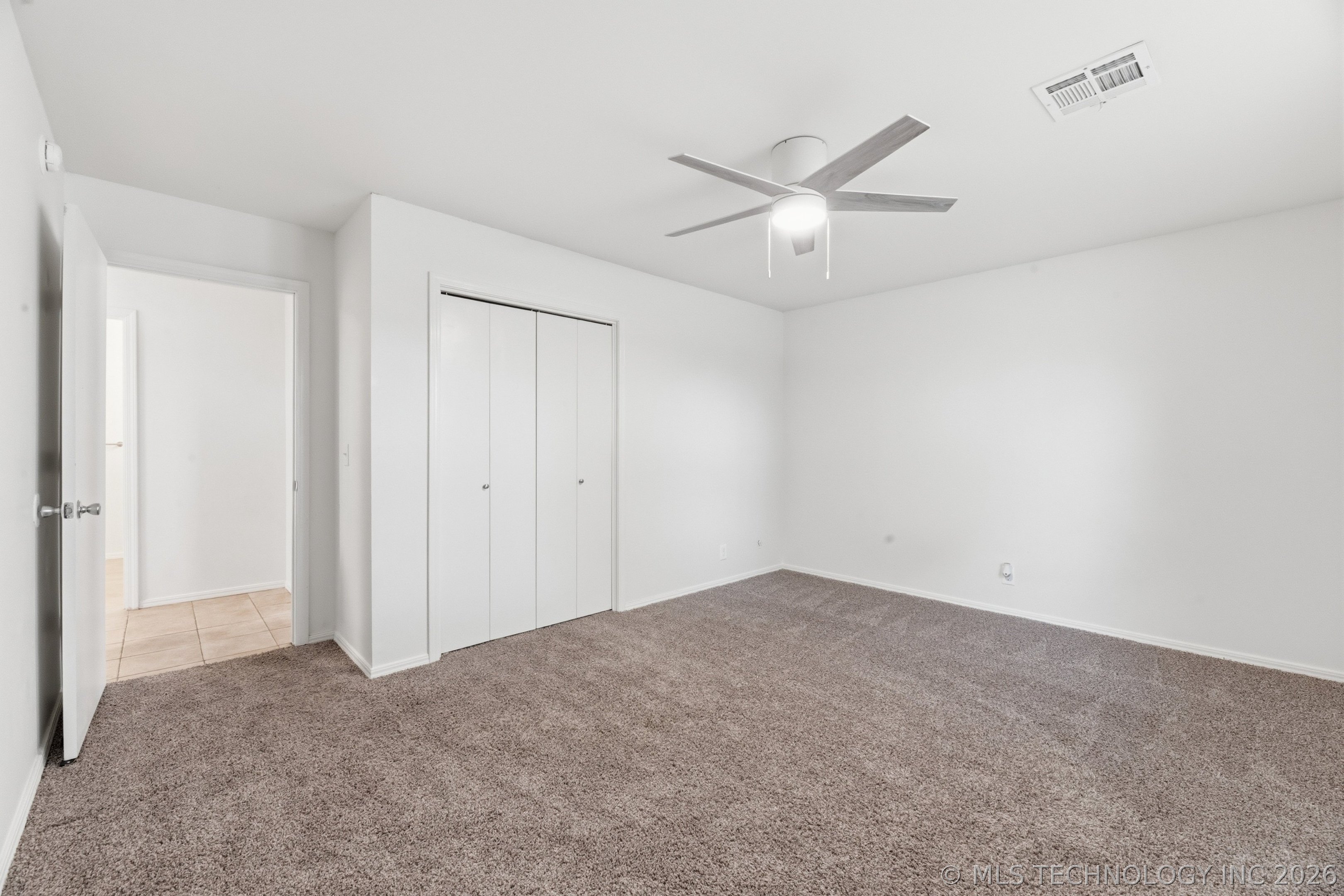 1906 Rolling Hills Drive Bartlesville OK 74006