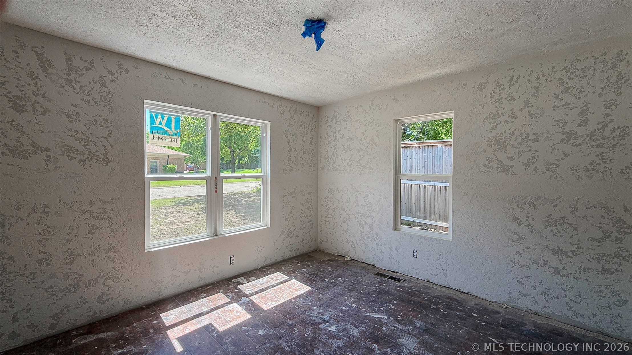 105 Park Row Pauls Valley OK 73075
