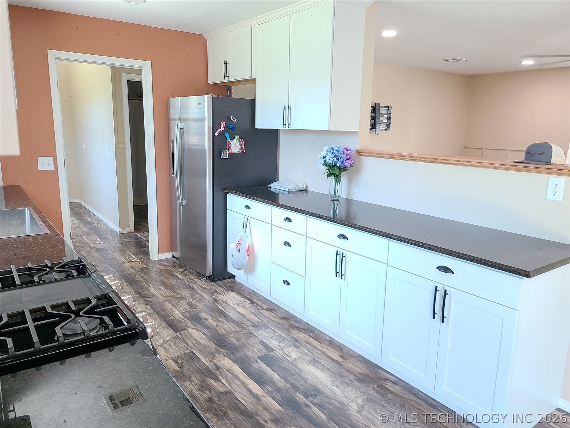 21331 W Cookson Bend Cookson OK 74427