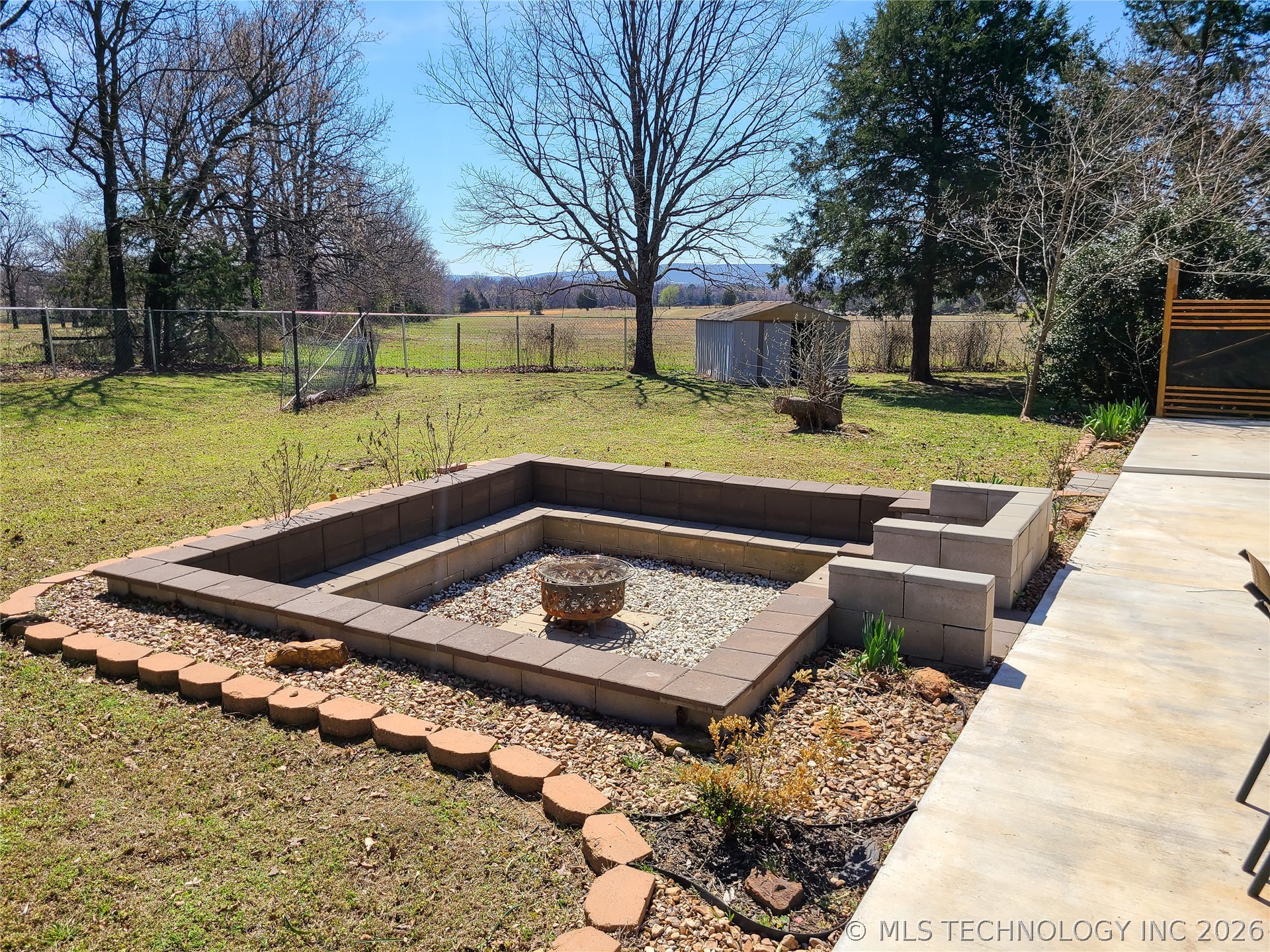 21331 W Cookson Bend Cookson OK 74427