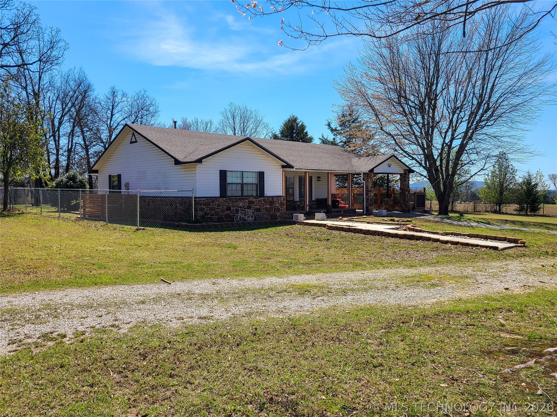 21331 W Cookson Bend Cookson OK 74427