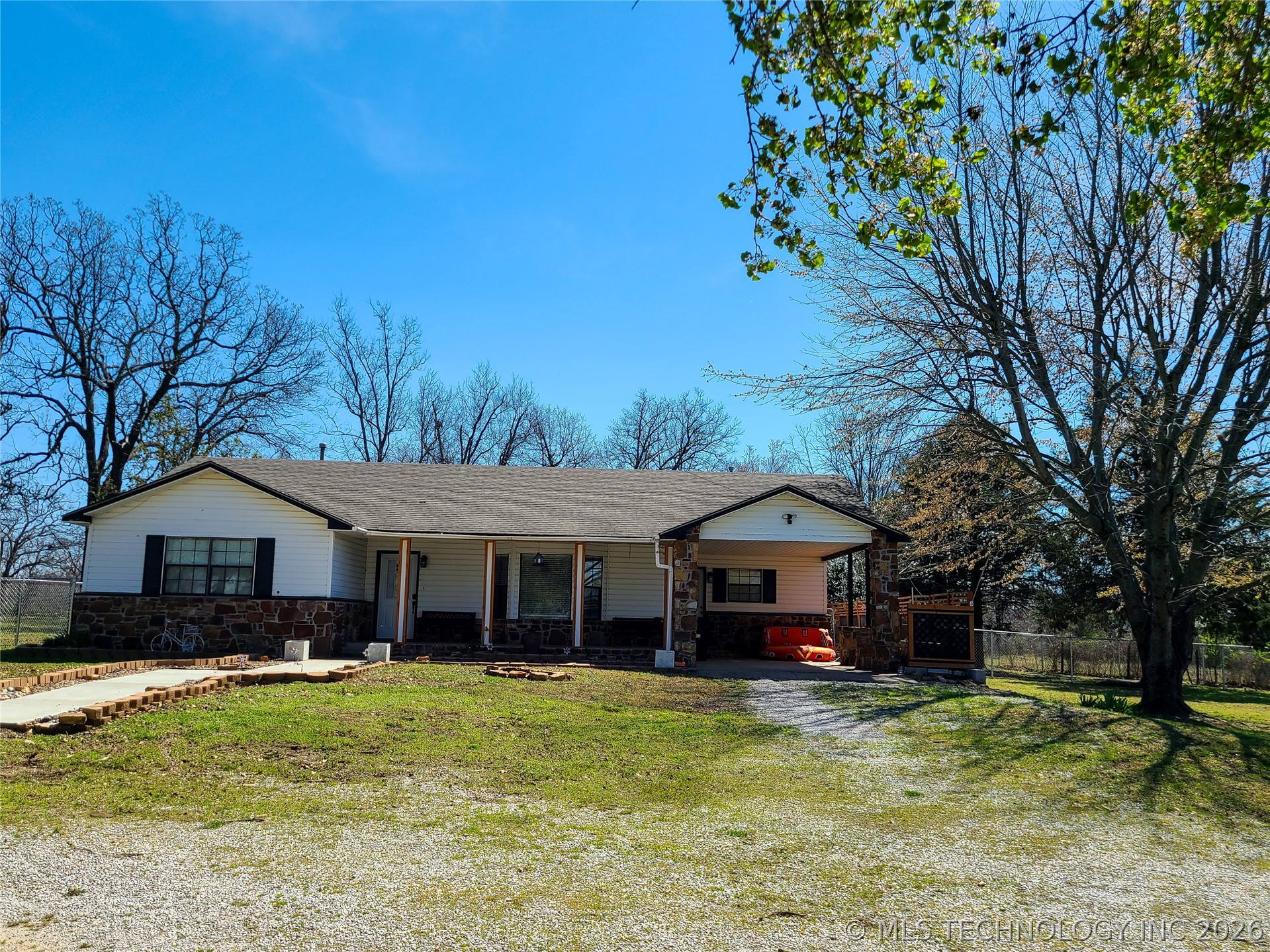 21331 W Cookson Bend Cookson OK 74427