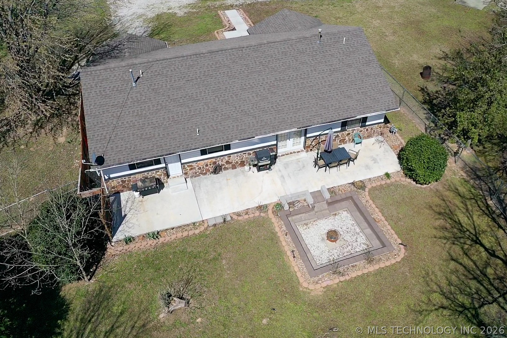 21331 W Cookson Bend Cookson OK 74427