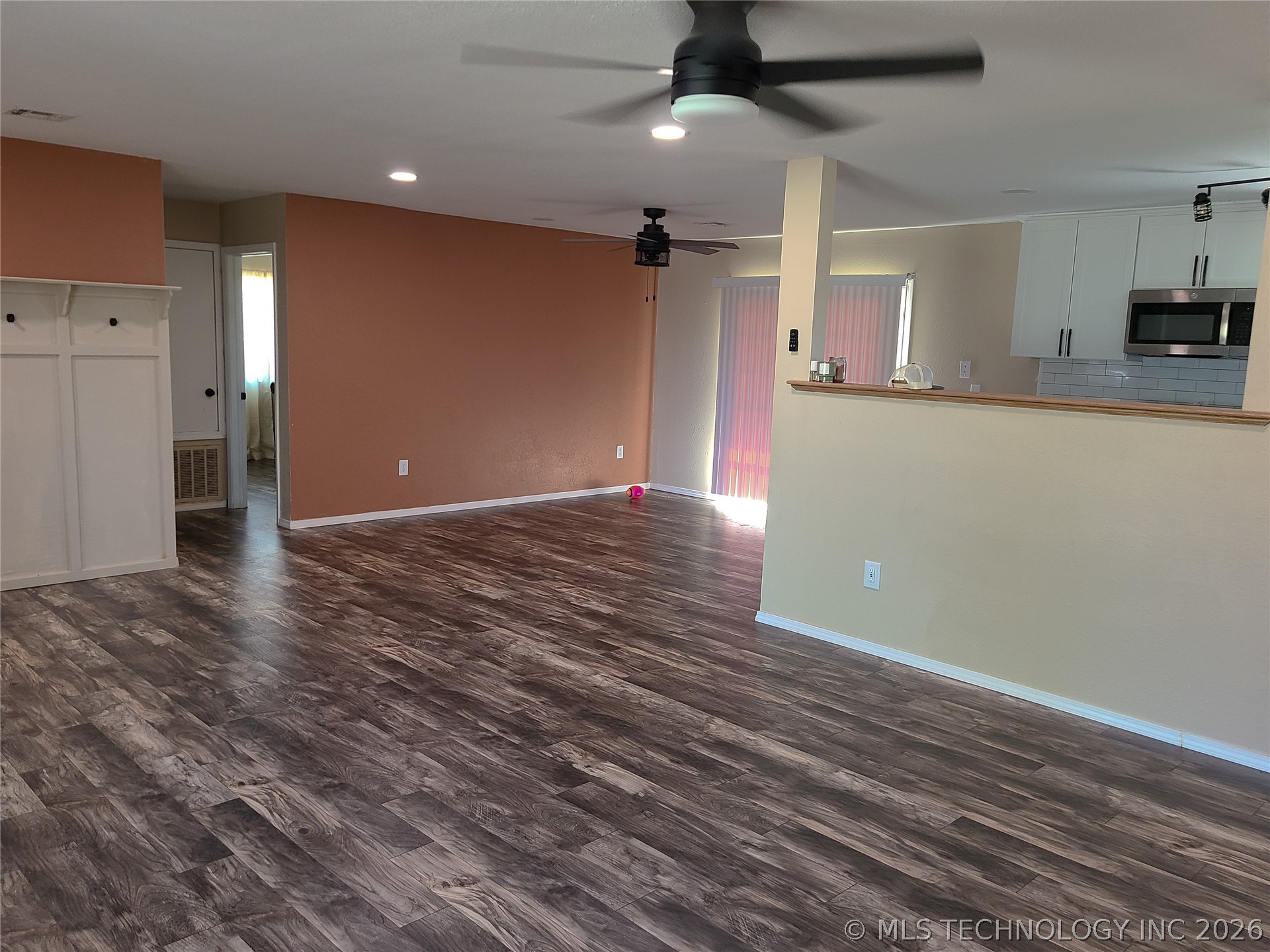 21331 W Cookson Bend Cookson OK 74427