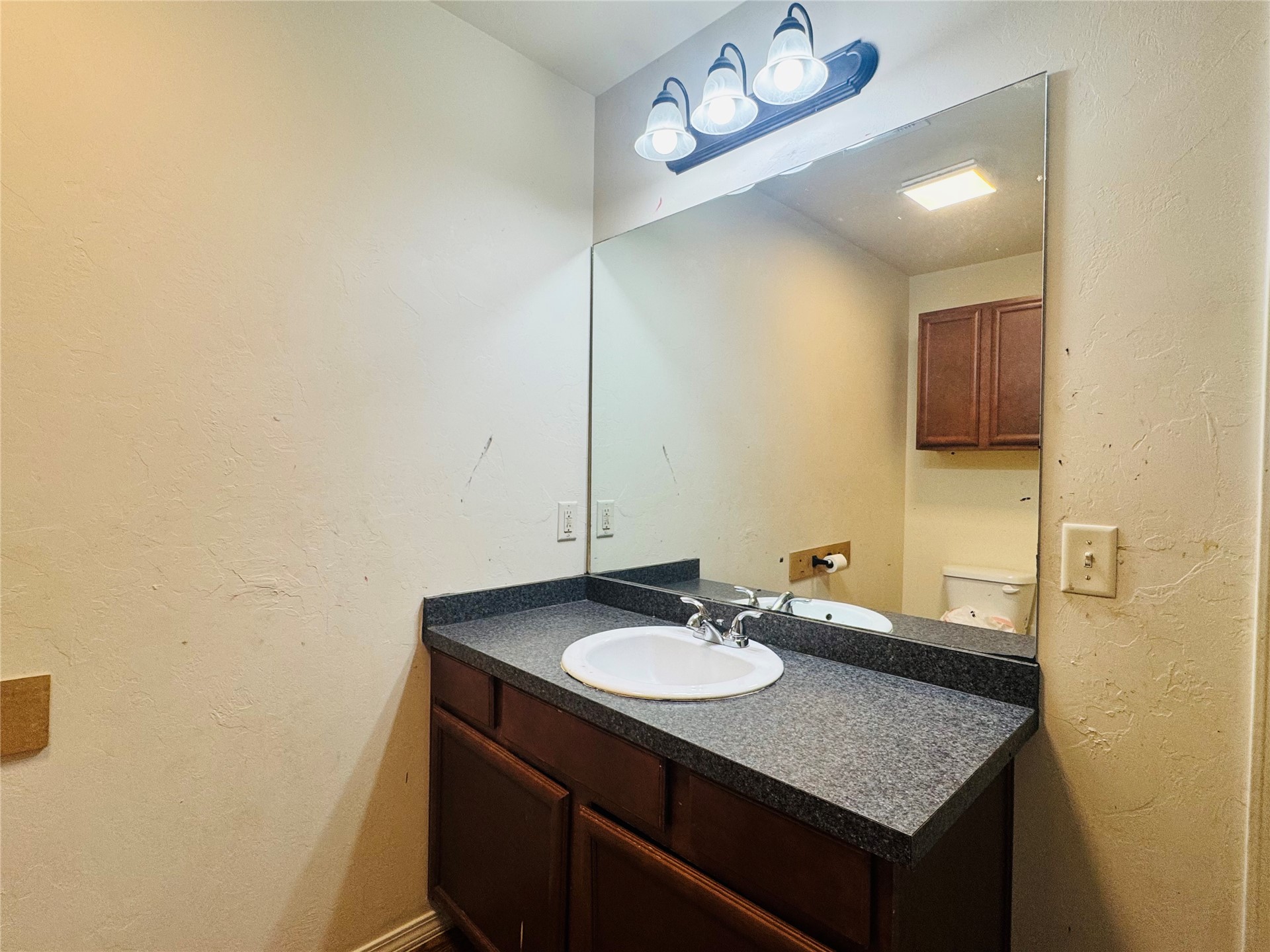 8005 NW 74th Street Oklahoma City OK 73132
