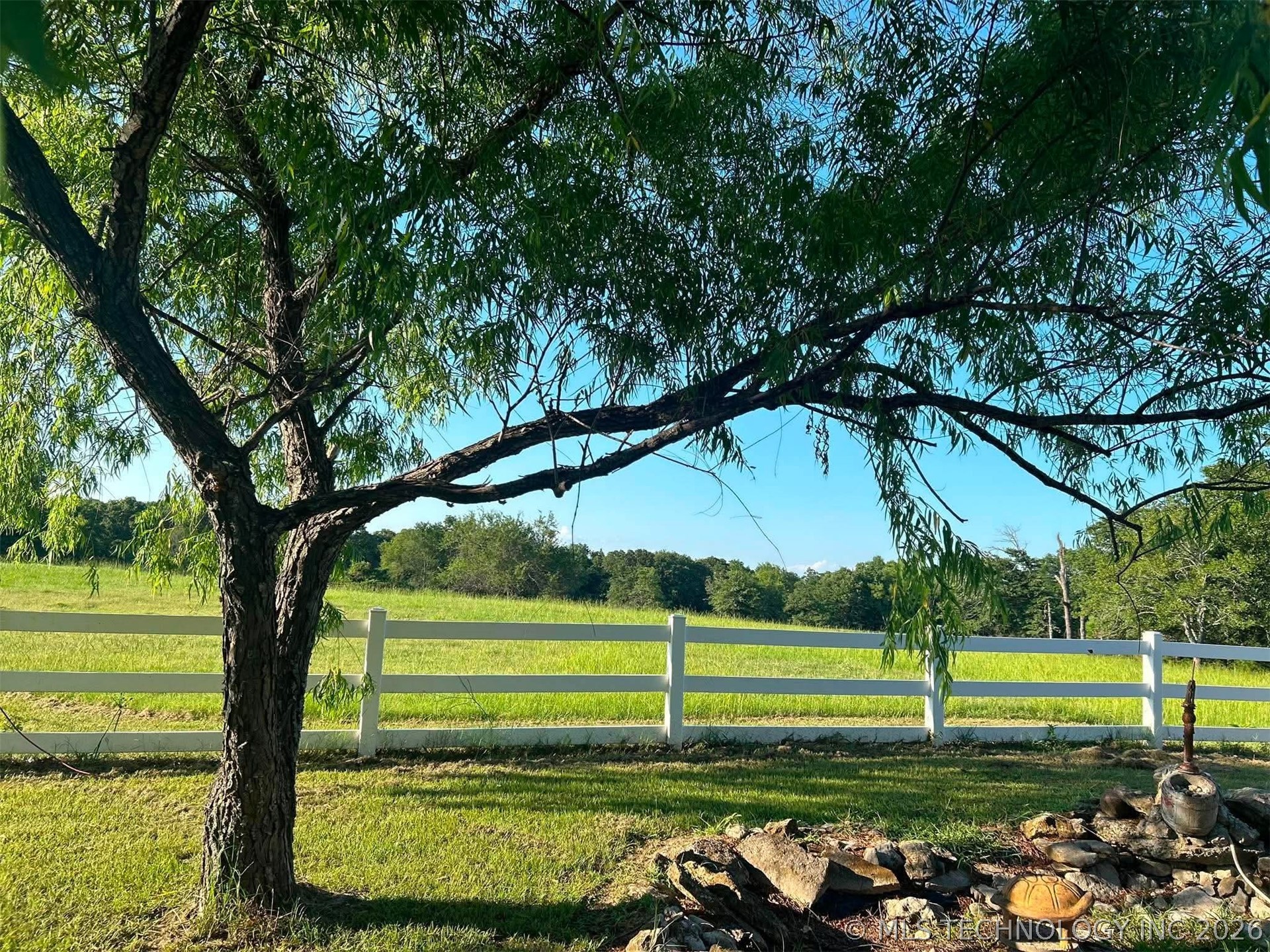 9735 E Sandy Creek Road Coleman OK 73432