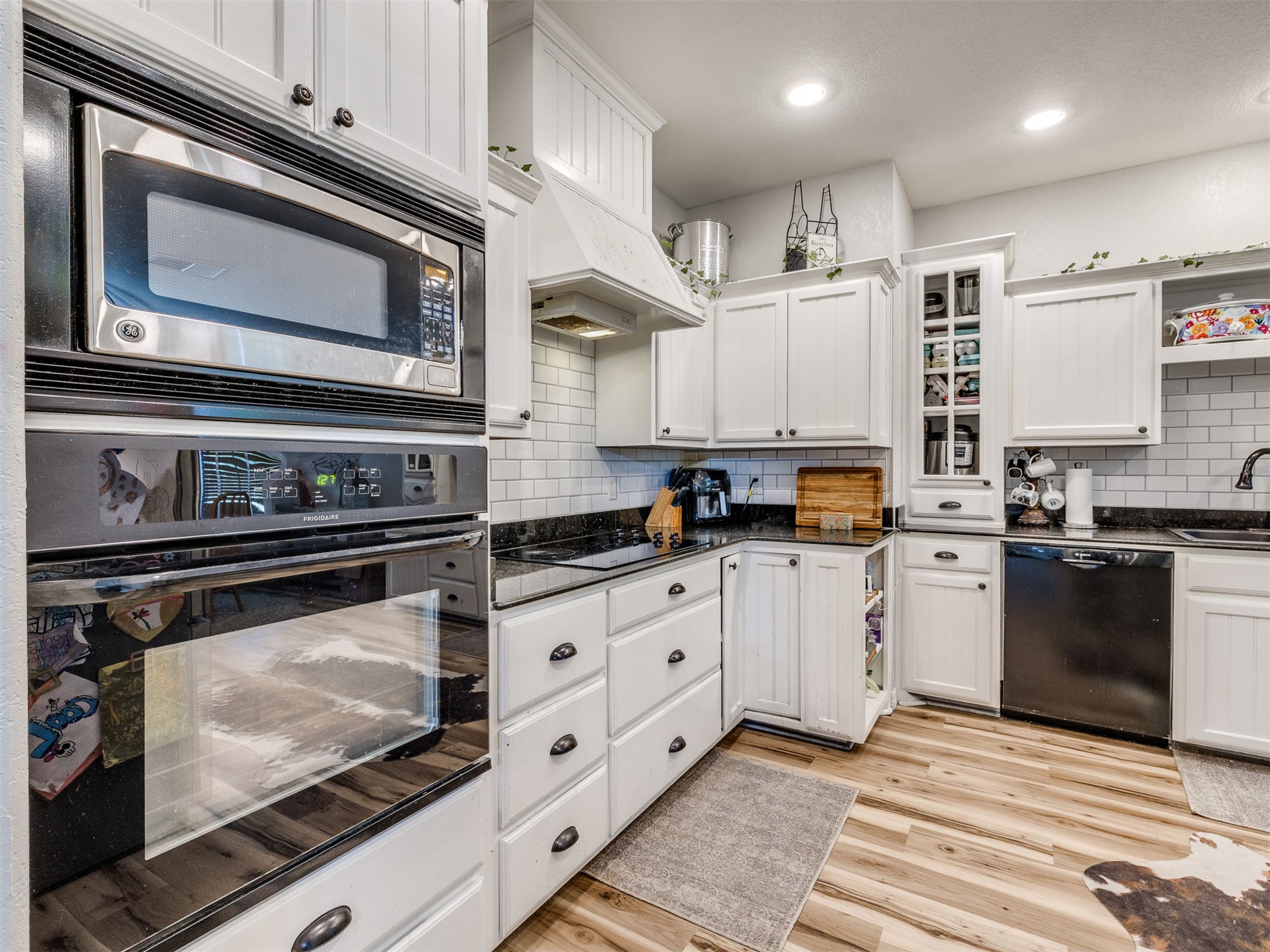 9735 E Sandy Creek Road Coleman OK 73432