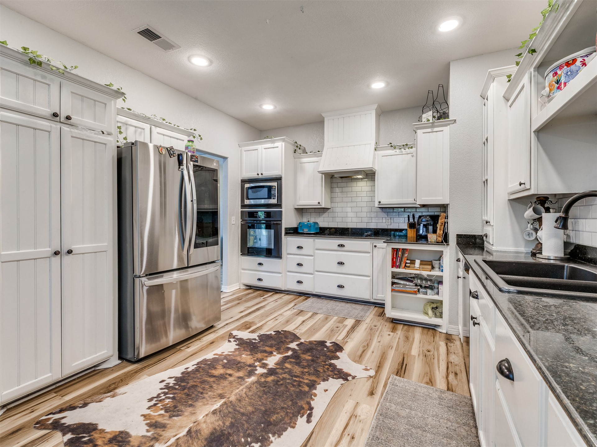 9735 E Sandy Creek Road Coleman OK 73432