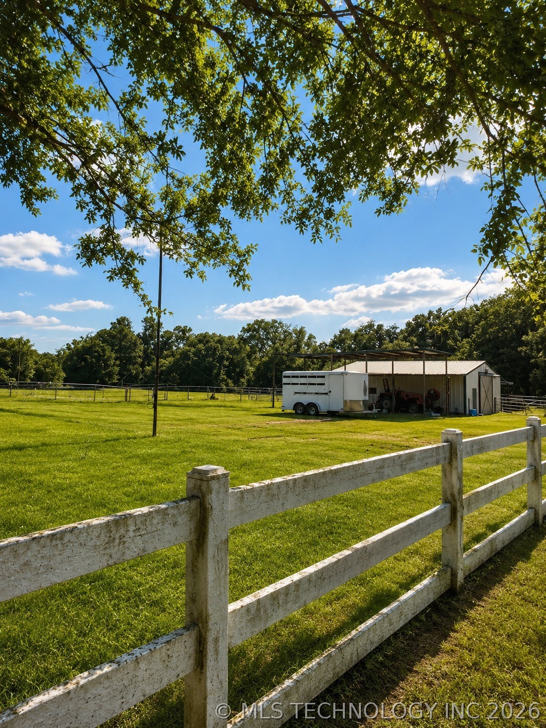 9735 E Sandy Creek Road Coleman OK 73432