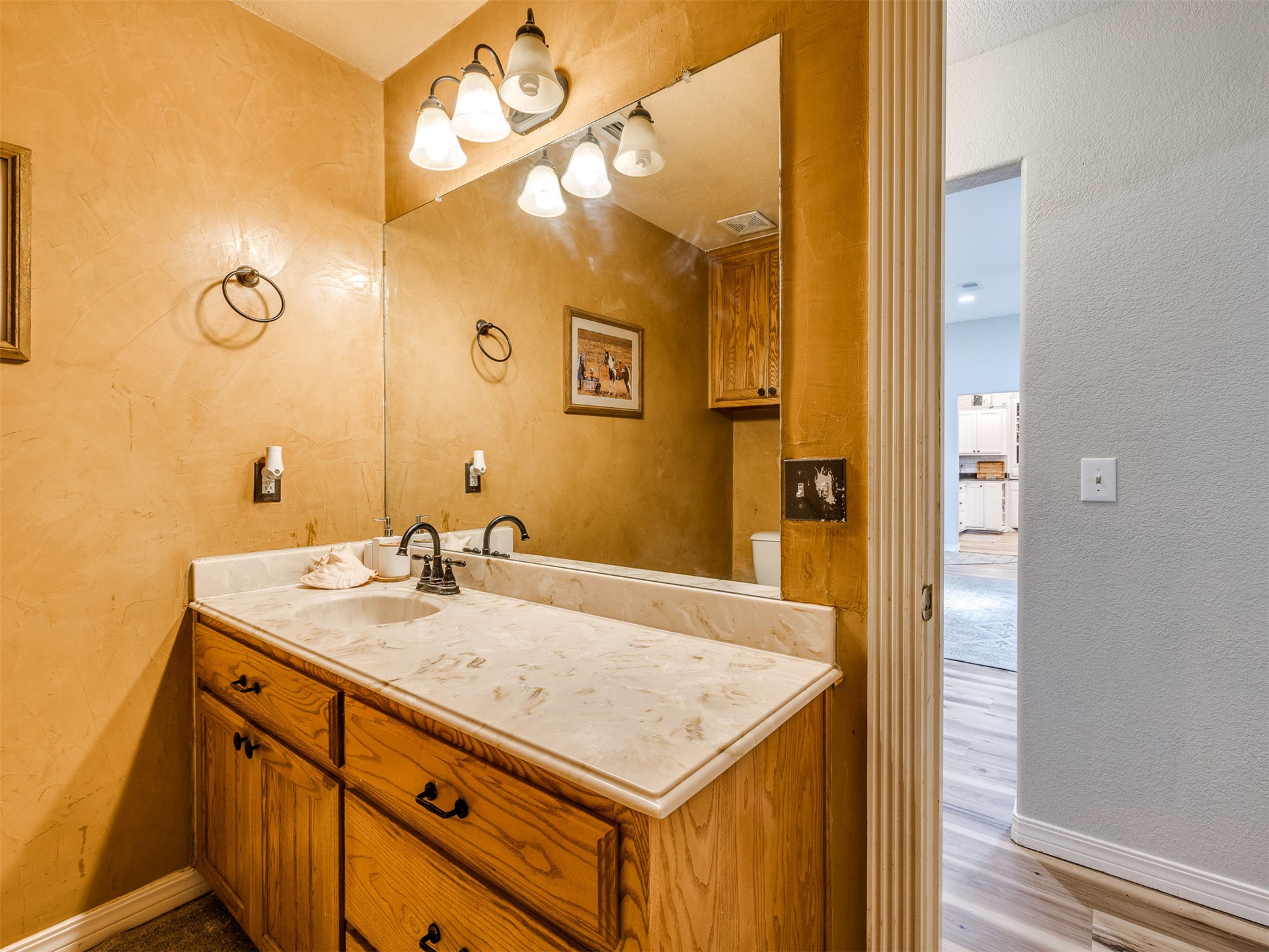 9735 E Sandy Creek Road Coleman OK 73432