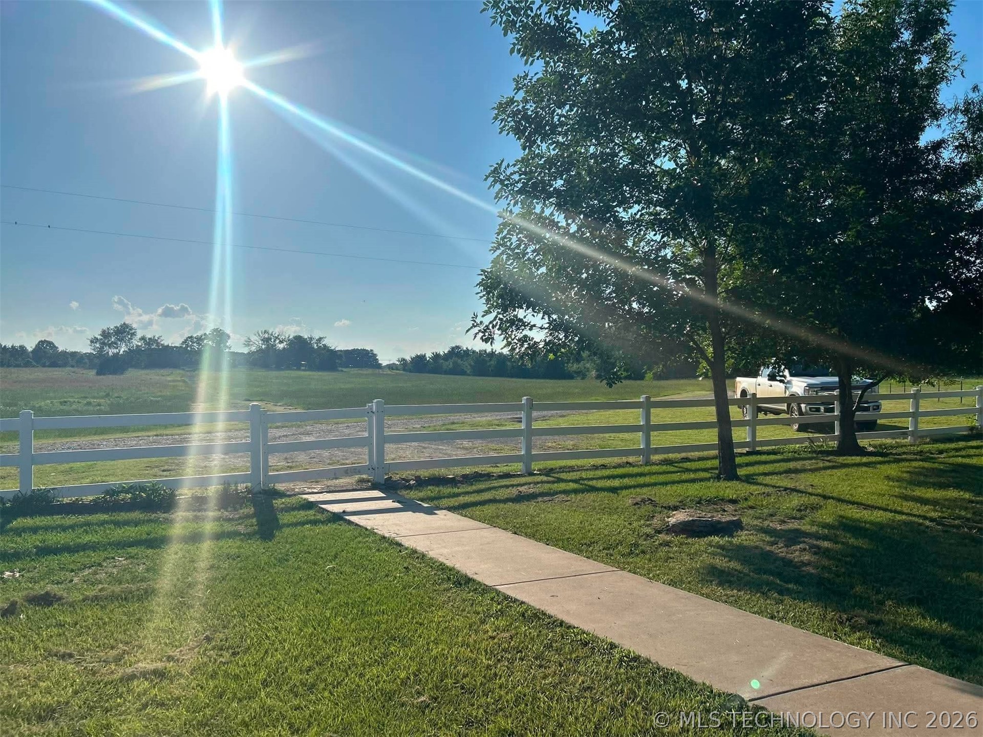 9735 E Sandy Creek Road Coleman OK 73432
