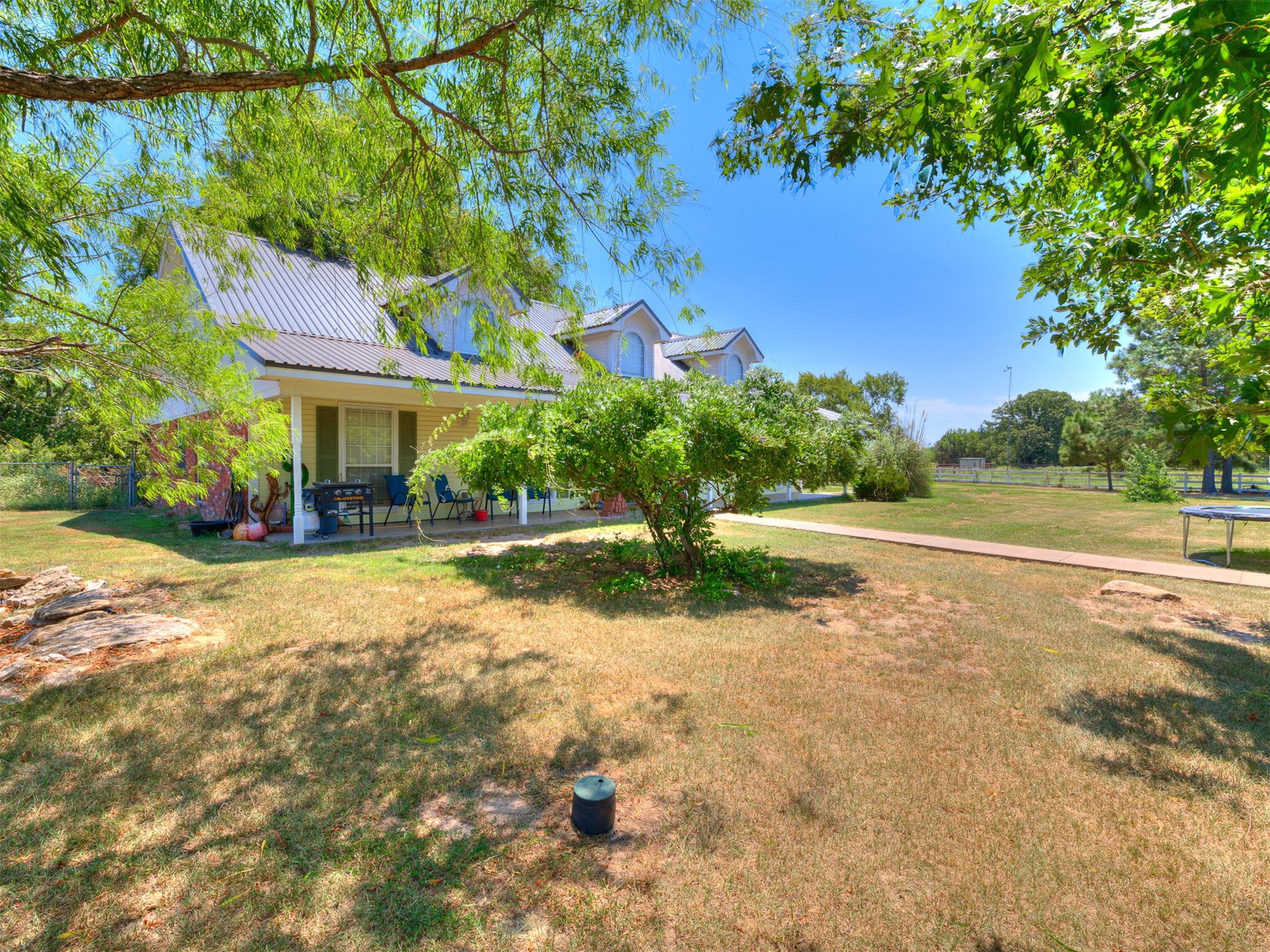 9735 E Sandy Creek Road Coleman OK 73432